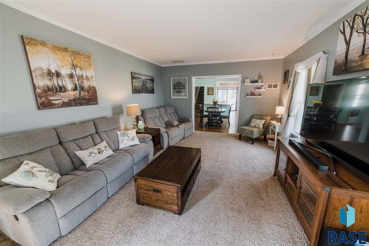 The Experience Real Estate 1312 W 7th St Sioux Falls Sd 57104 Real Estate Listing