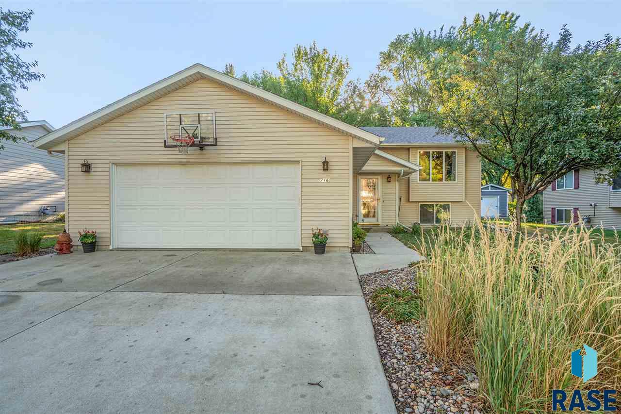 The Experience Real Estate 716 N Cedar St Canton Sd 57013 Real Estate Listing