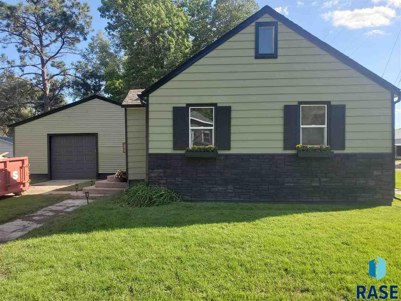 LandMark Realty & Auction, Inc.