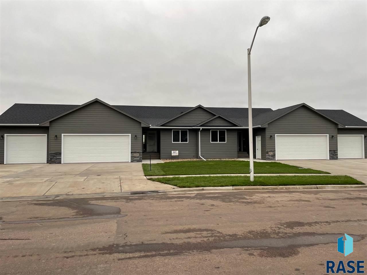 1312 N Archer Drive, Sioux Falls, SD 57103