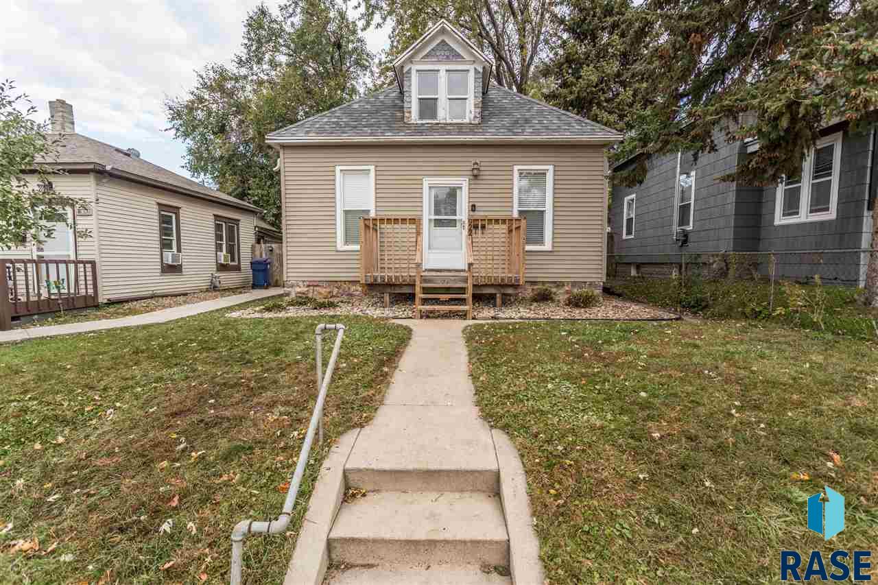 922 W 7th Street Sioux Falls SD 57104