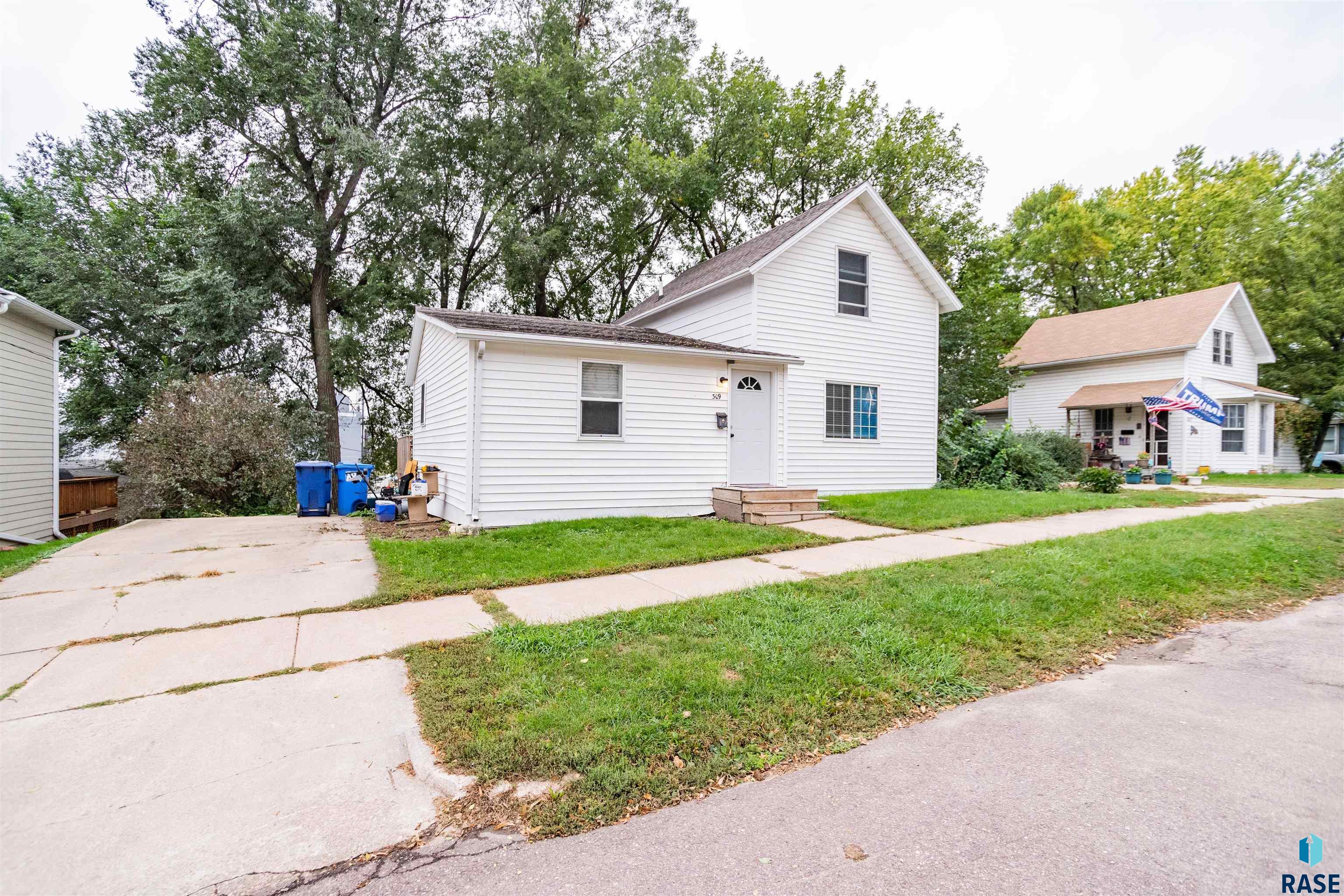 Landmark Realty & Auction