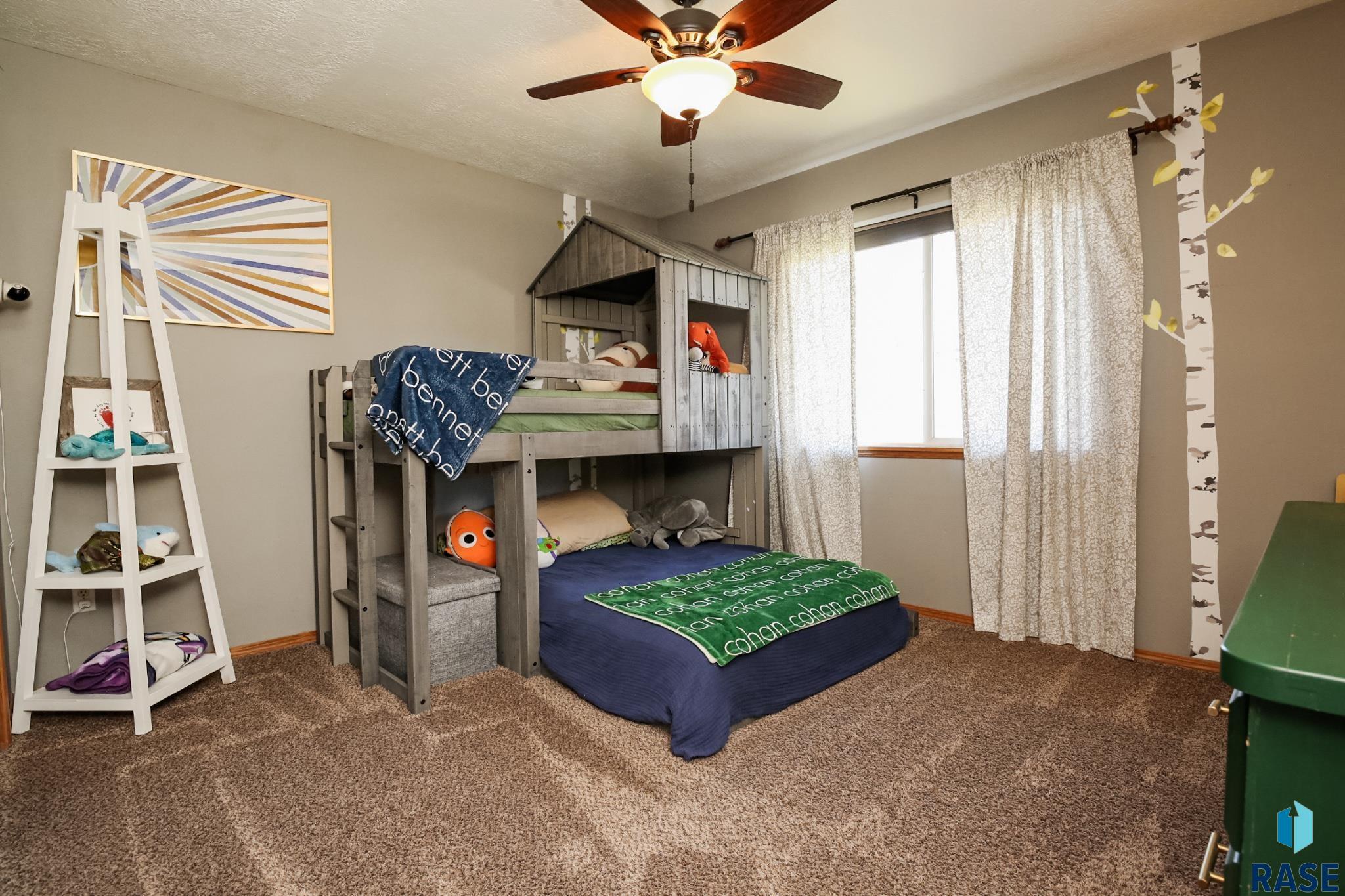 113 E Ponderosa Cir