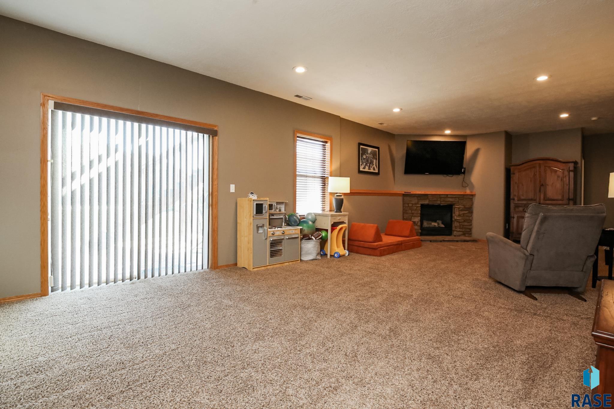 113 E Ponderosa Cir