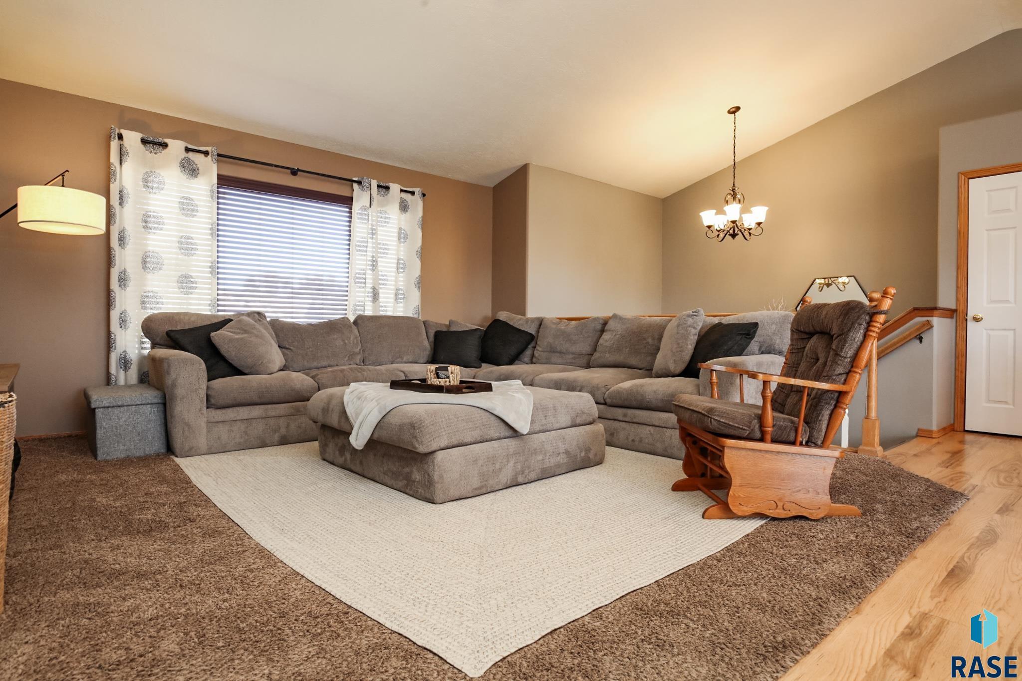 113 E Ponderosa Cir