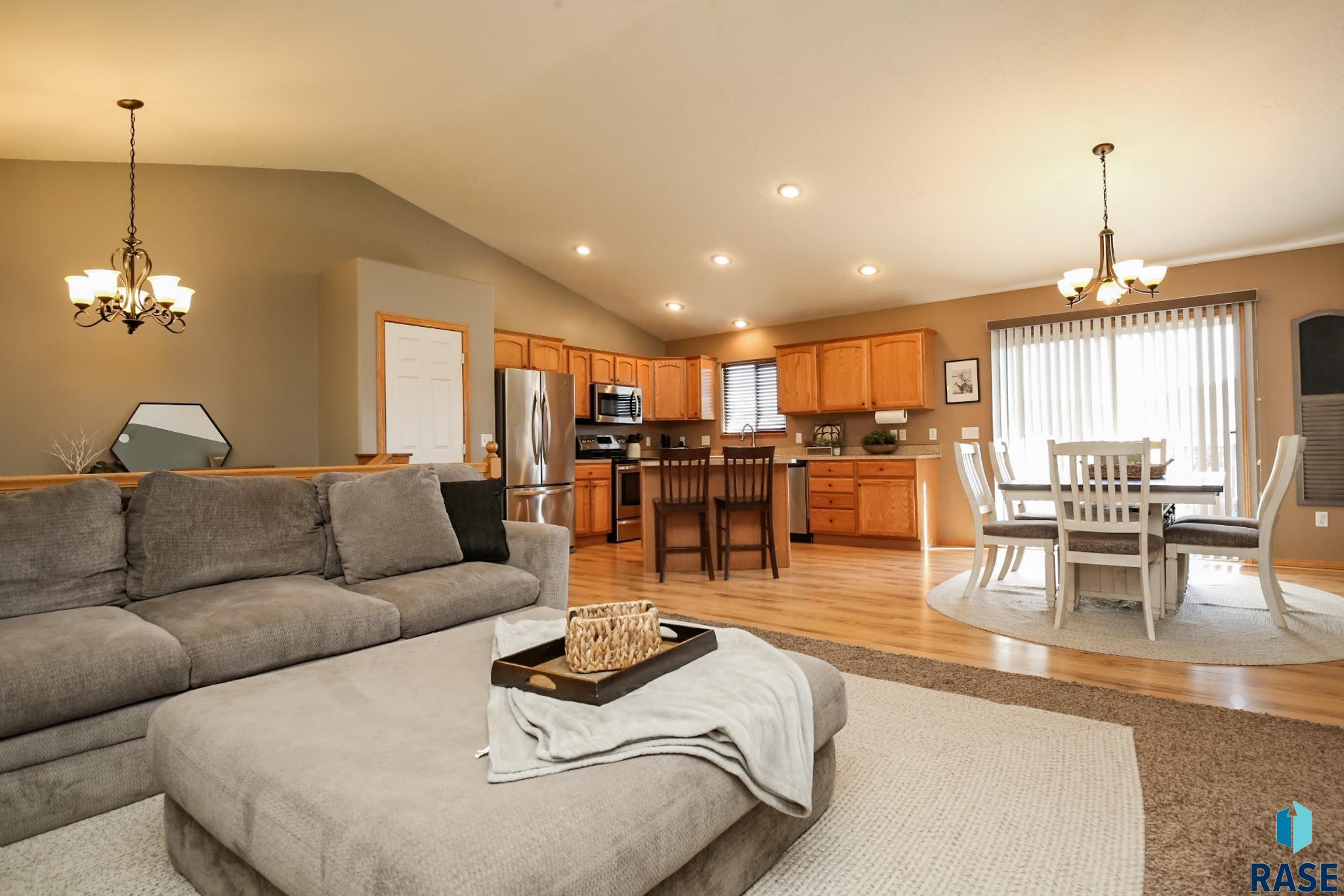 113 E Ponderosa Cir