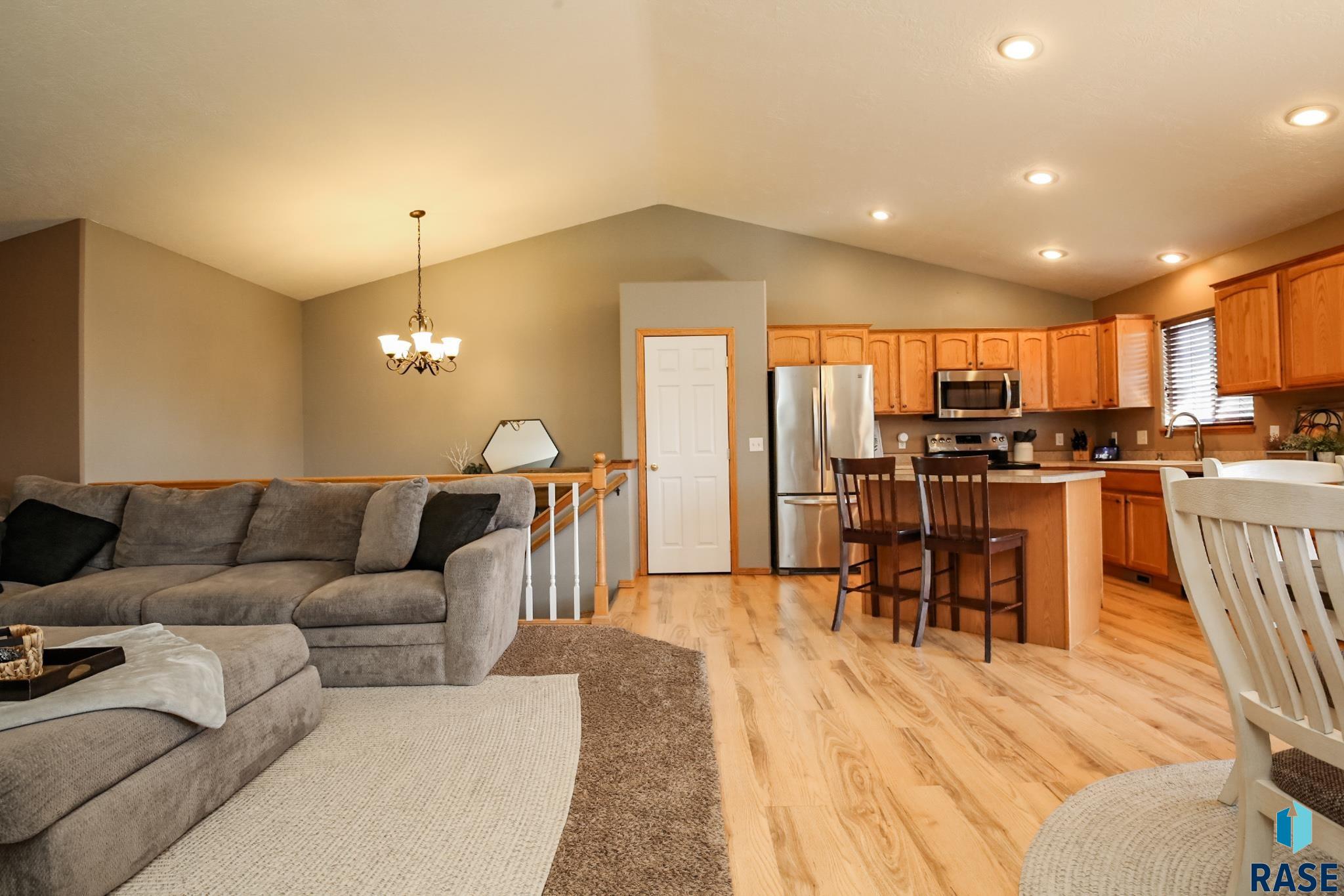 113 E Ponderosa Cir
