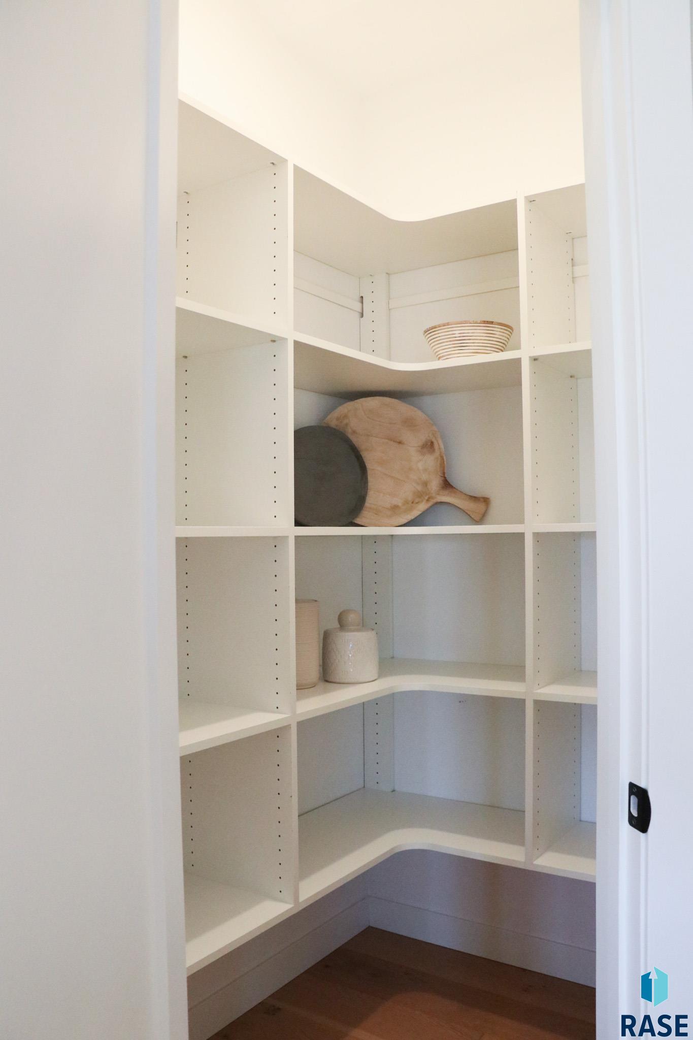 308 N Wildcat Dr Drive