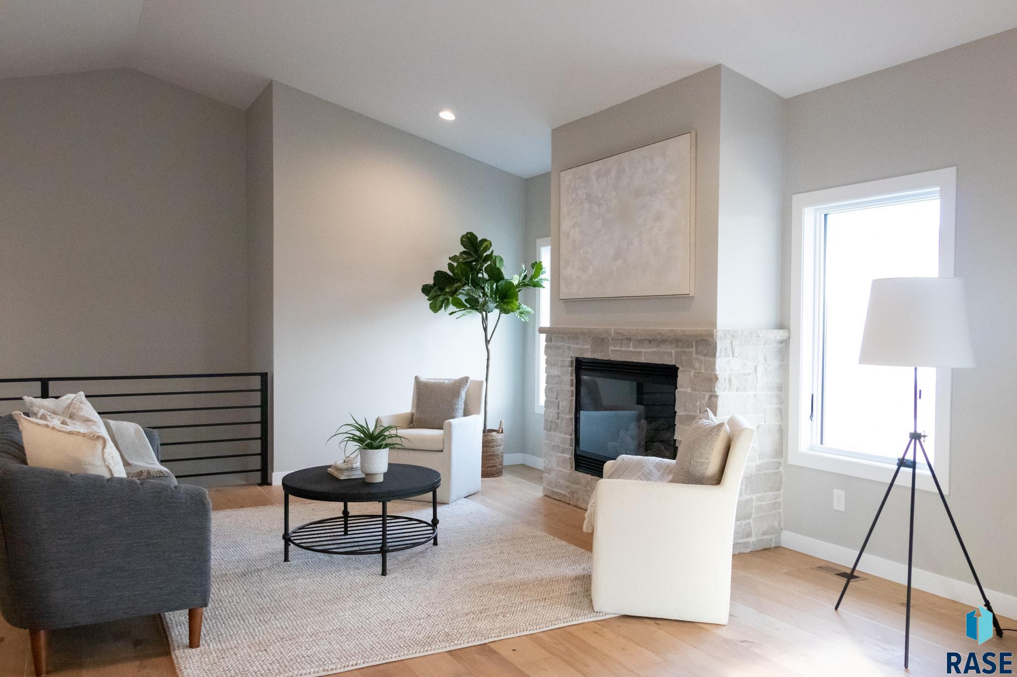 308 N Wildcat Dr Drive