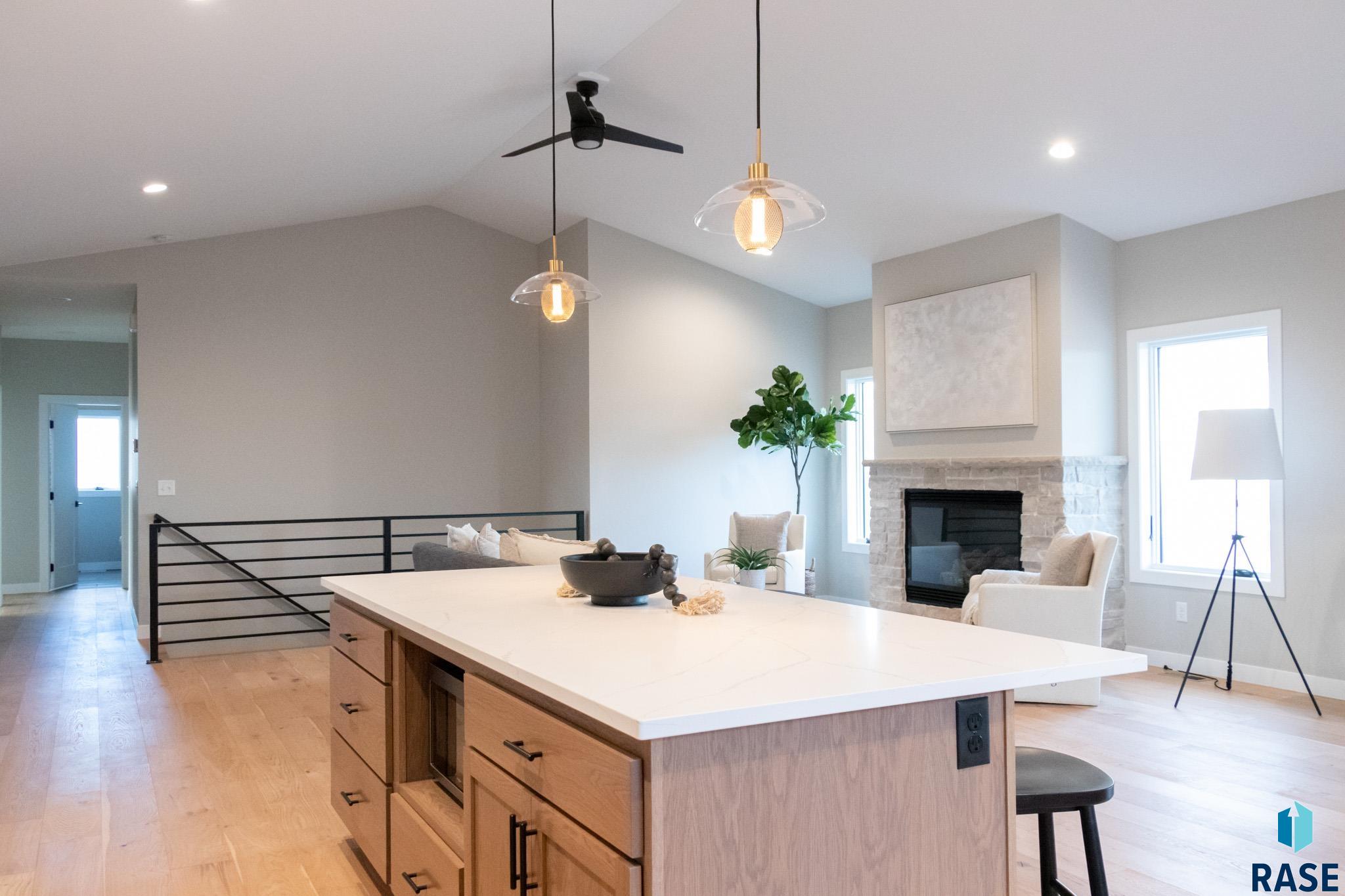 308 N Wildcat Dr Drive