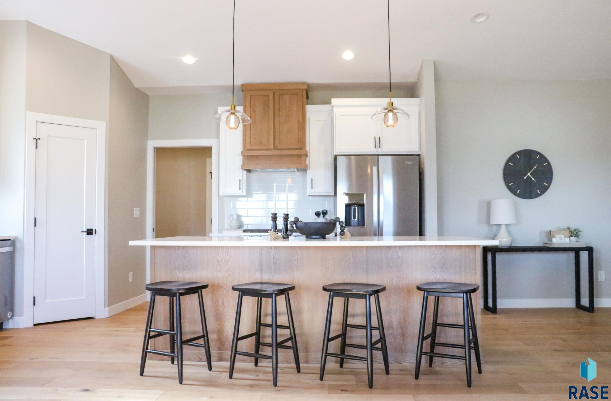 308 N Wildcat Dr Drive