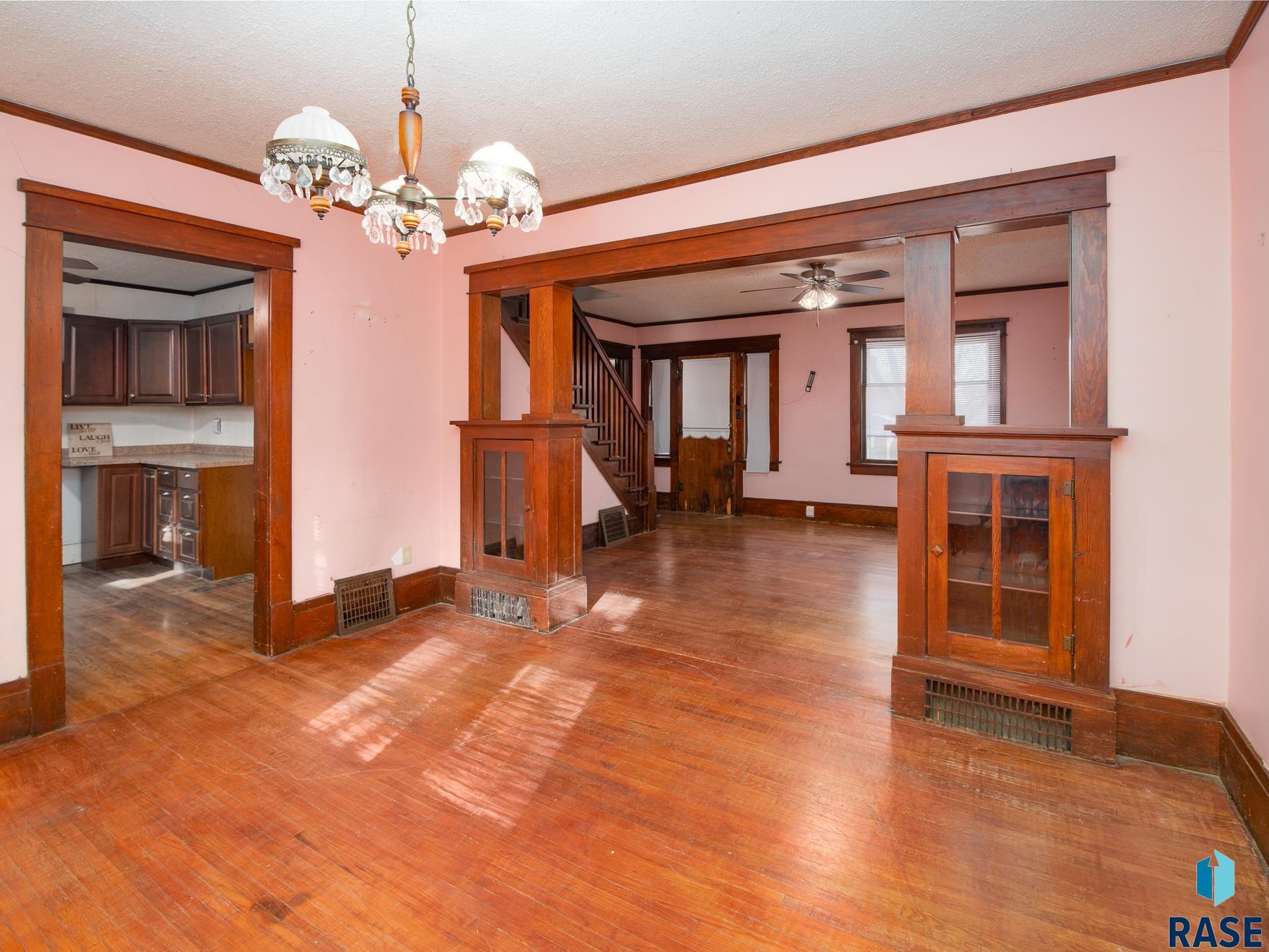 122 W Sanborn St