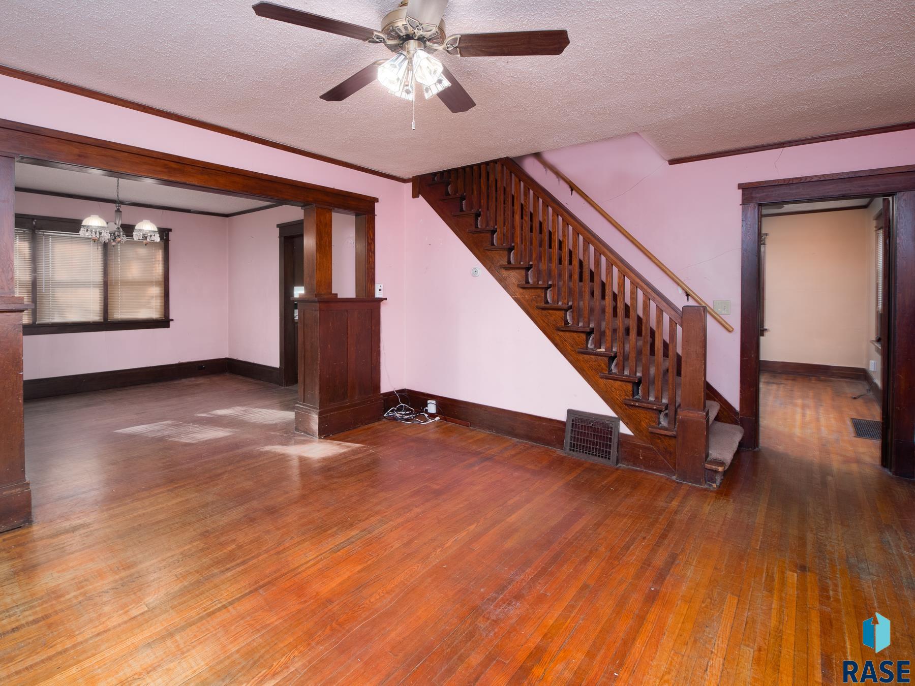 122 W Sanborn St