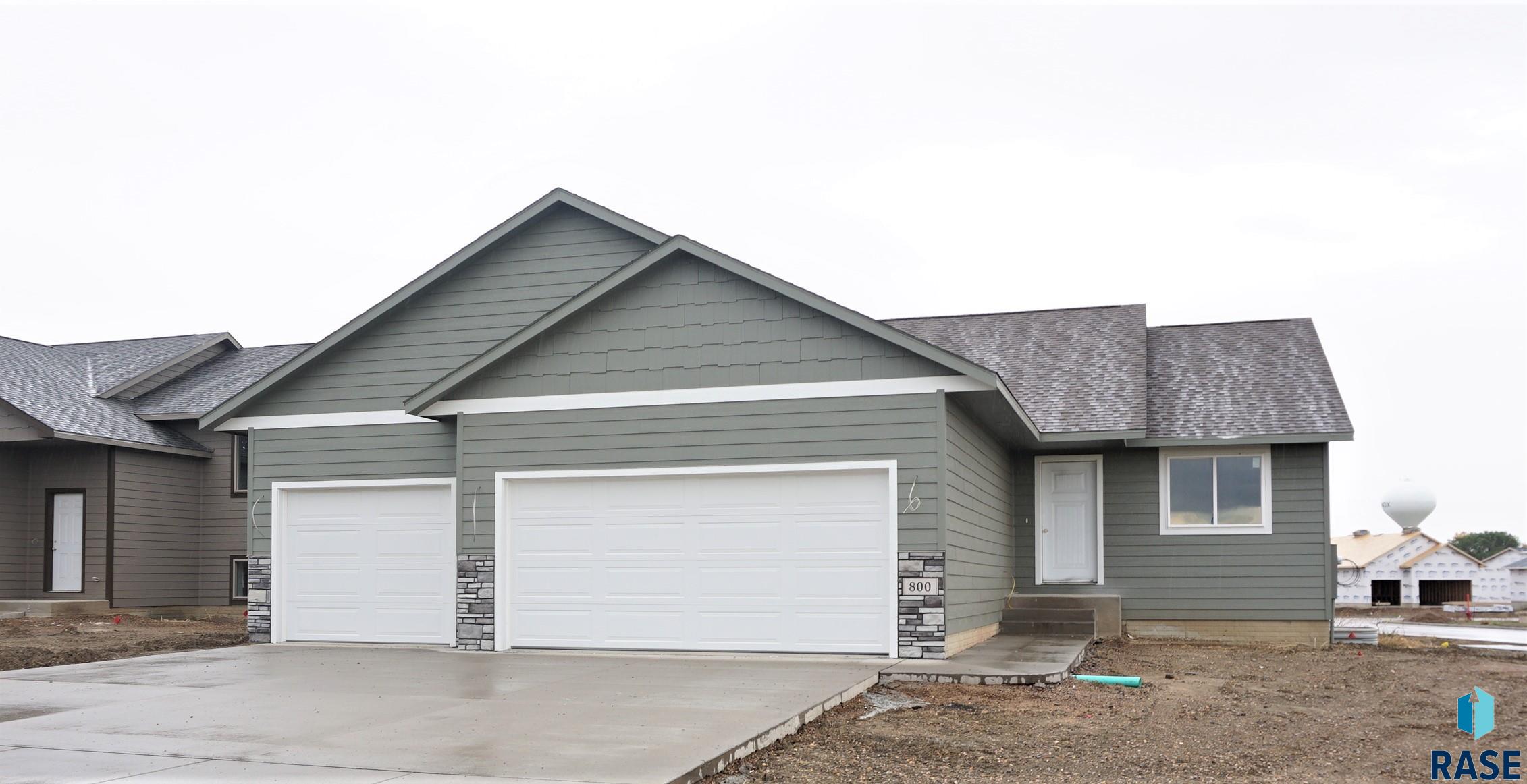 800 N Juniper Street, Lennox, SD 57039