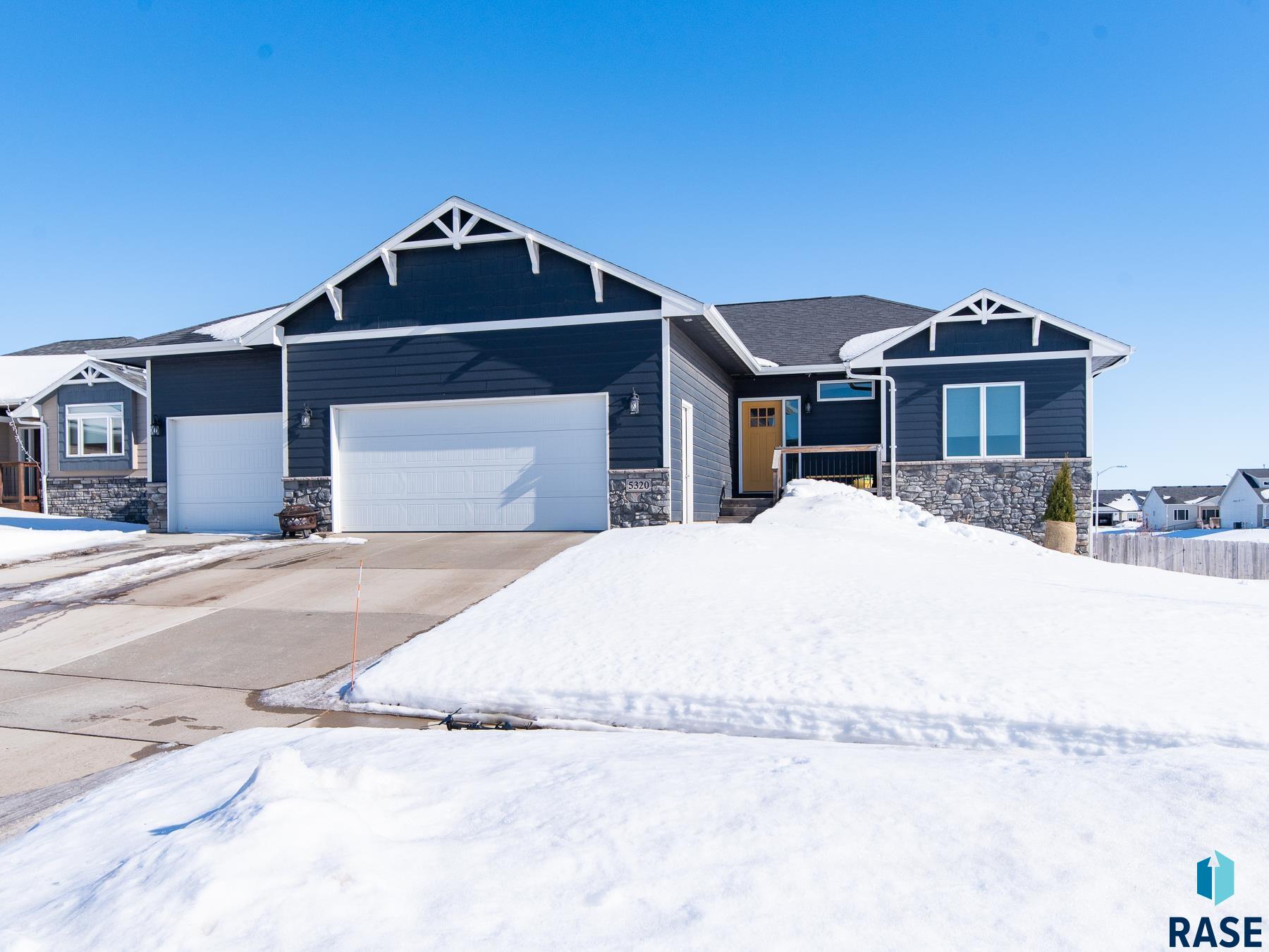 5320 S Solono Ave Avenue