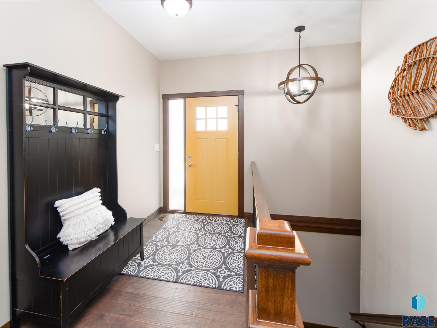 5320 S Solono Ave Avenue