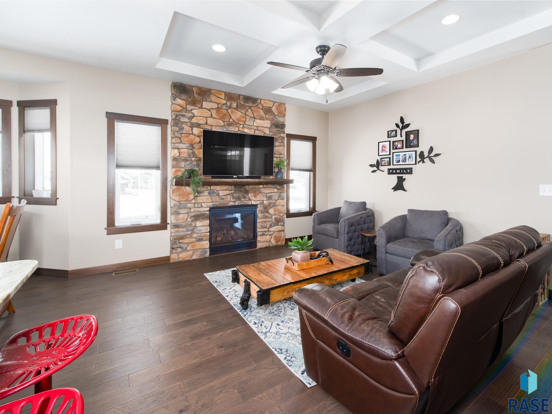 5320 S Solono Ave Avenue