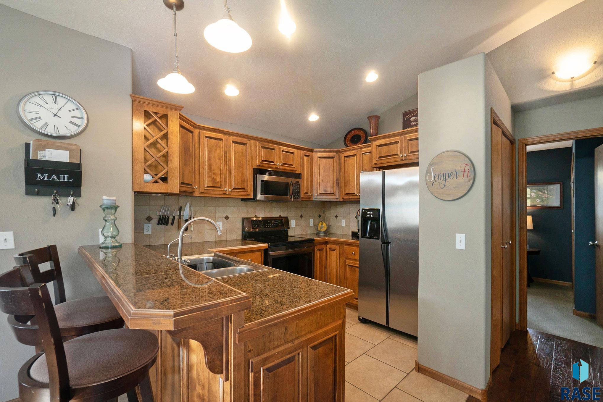 4204 S Bedford Ave Avenue