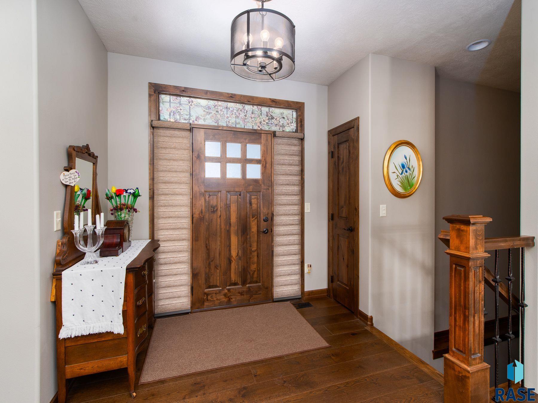 2405 S Durango Cir