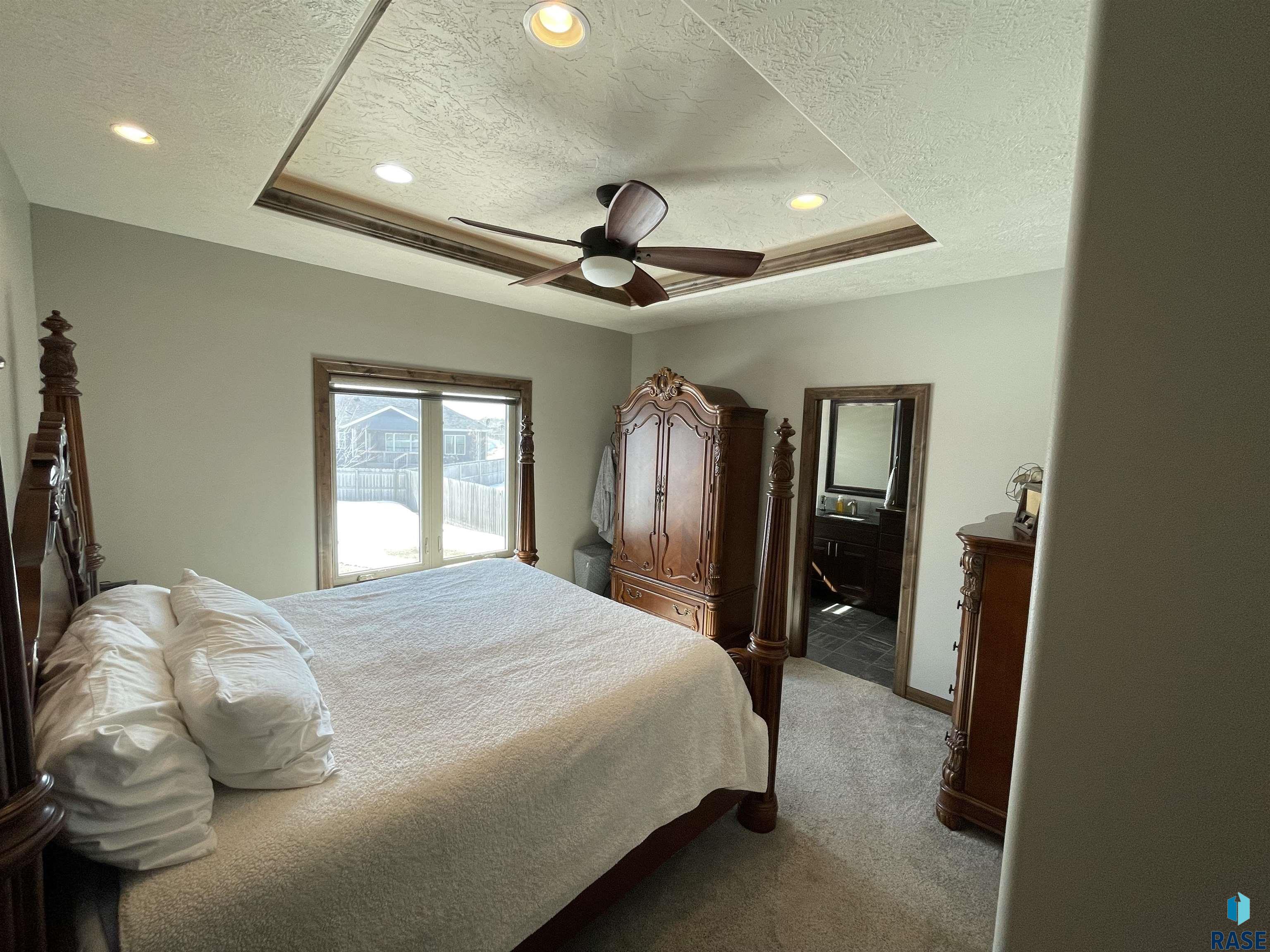2405 S Durango Cir