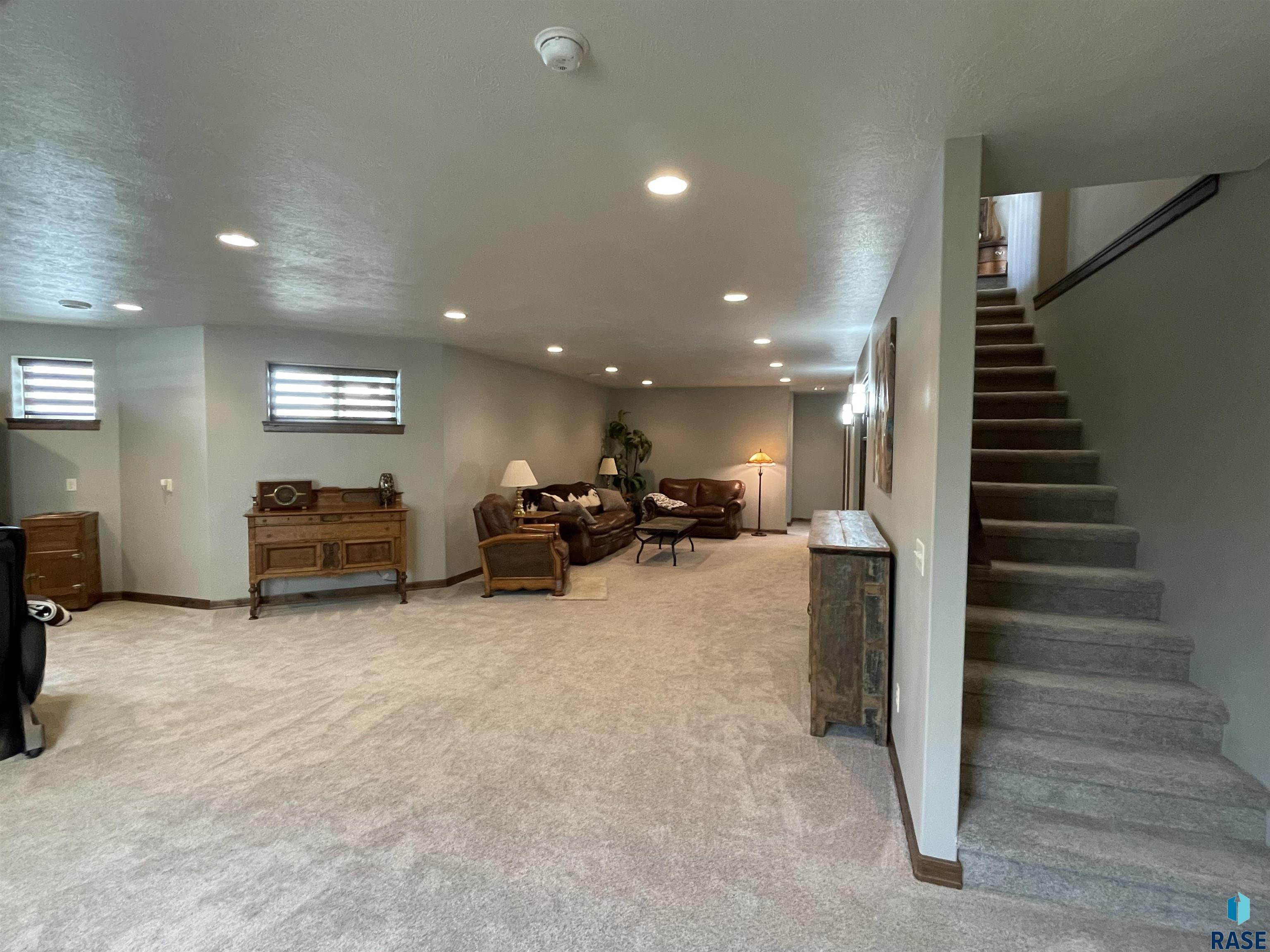 2405 S Durango Cir