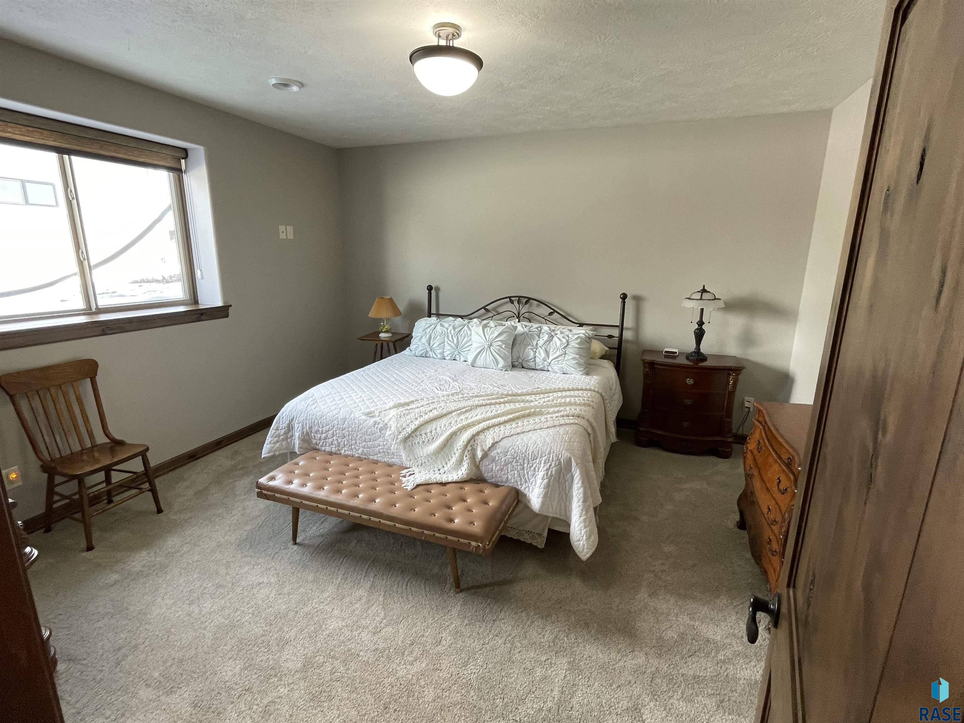 2405 S Durango Cir