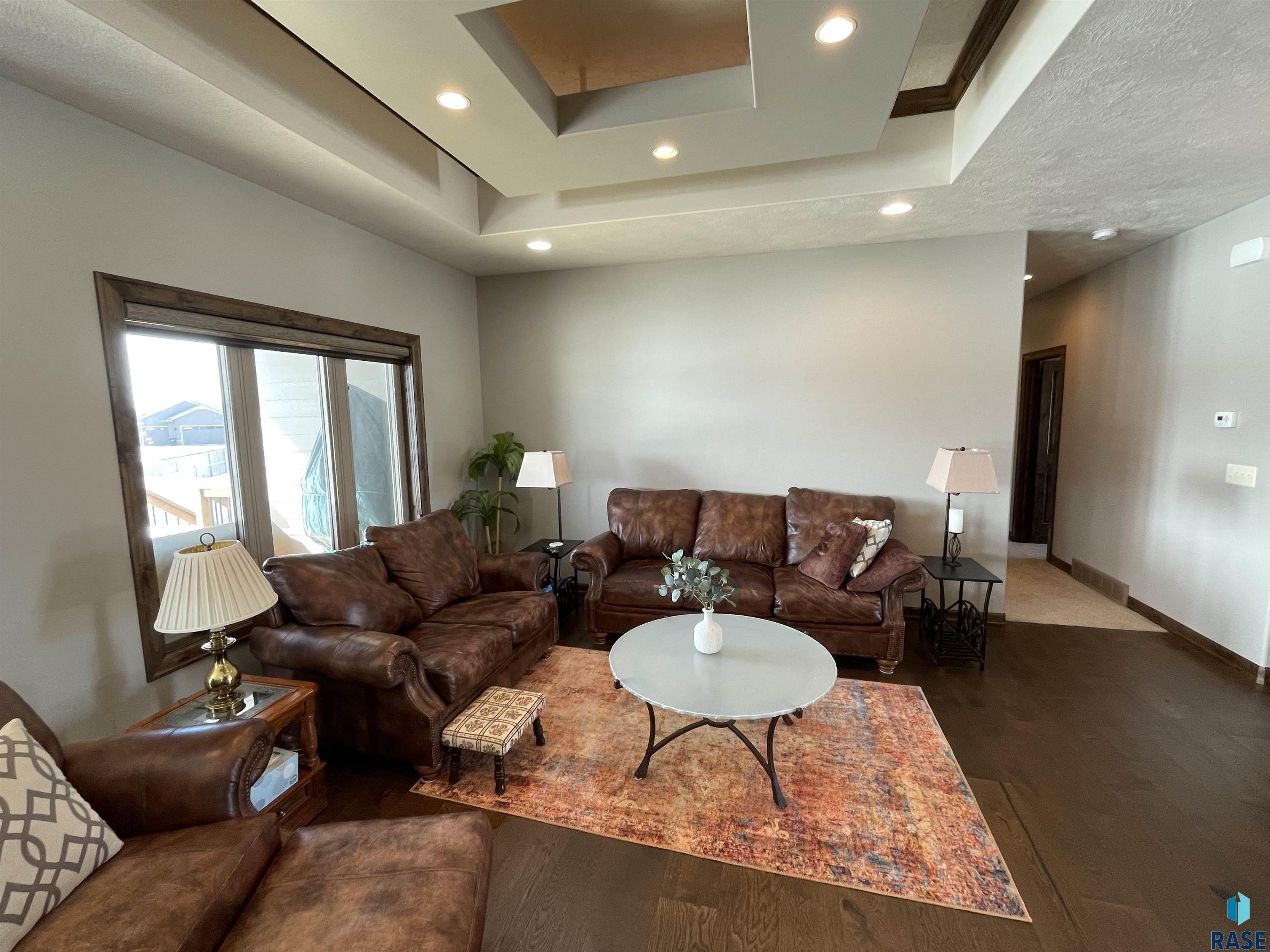 2405 S Durango Cir