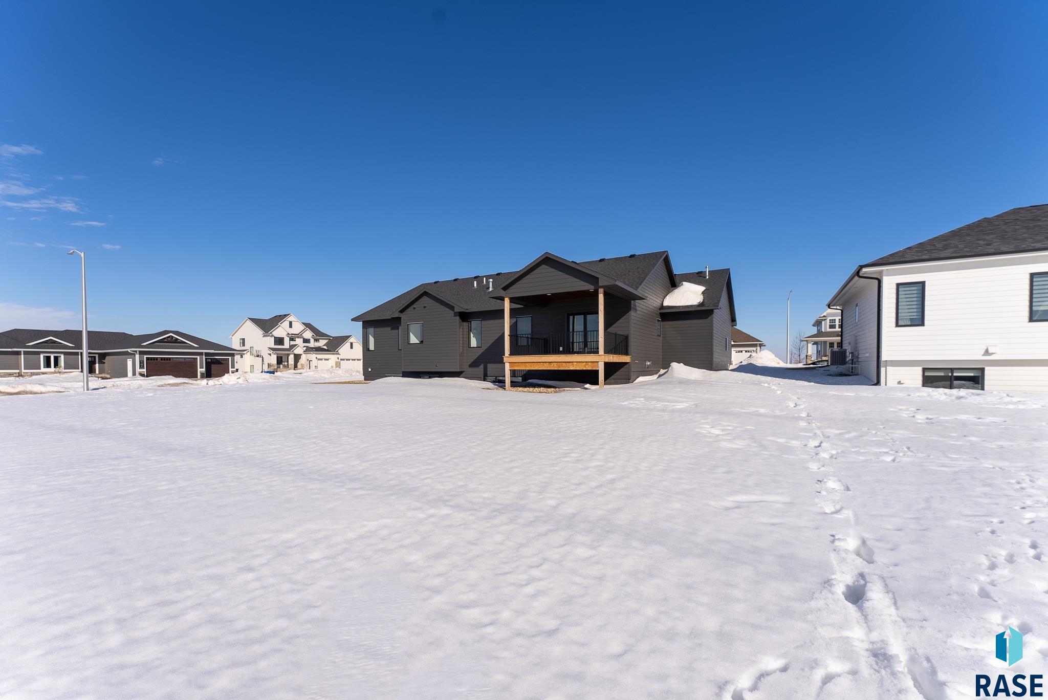 313 N Sugar Leaf Ln