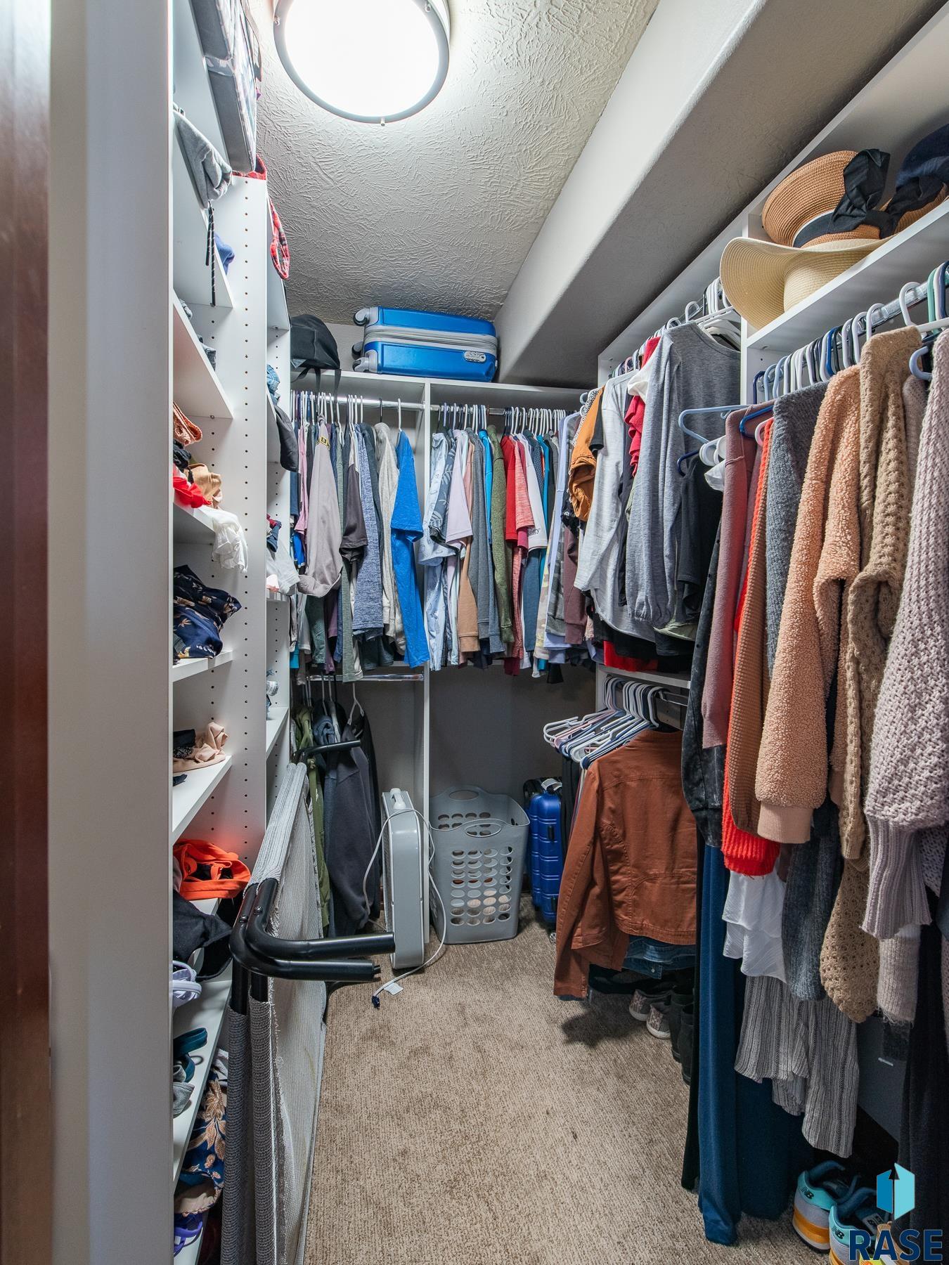 1004 W Whispering St Street