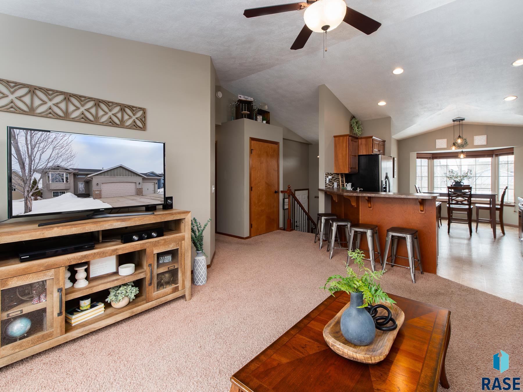 4708 S Klein Ave Avenue