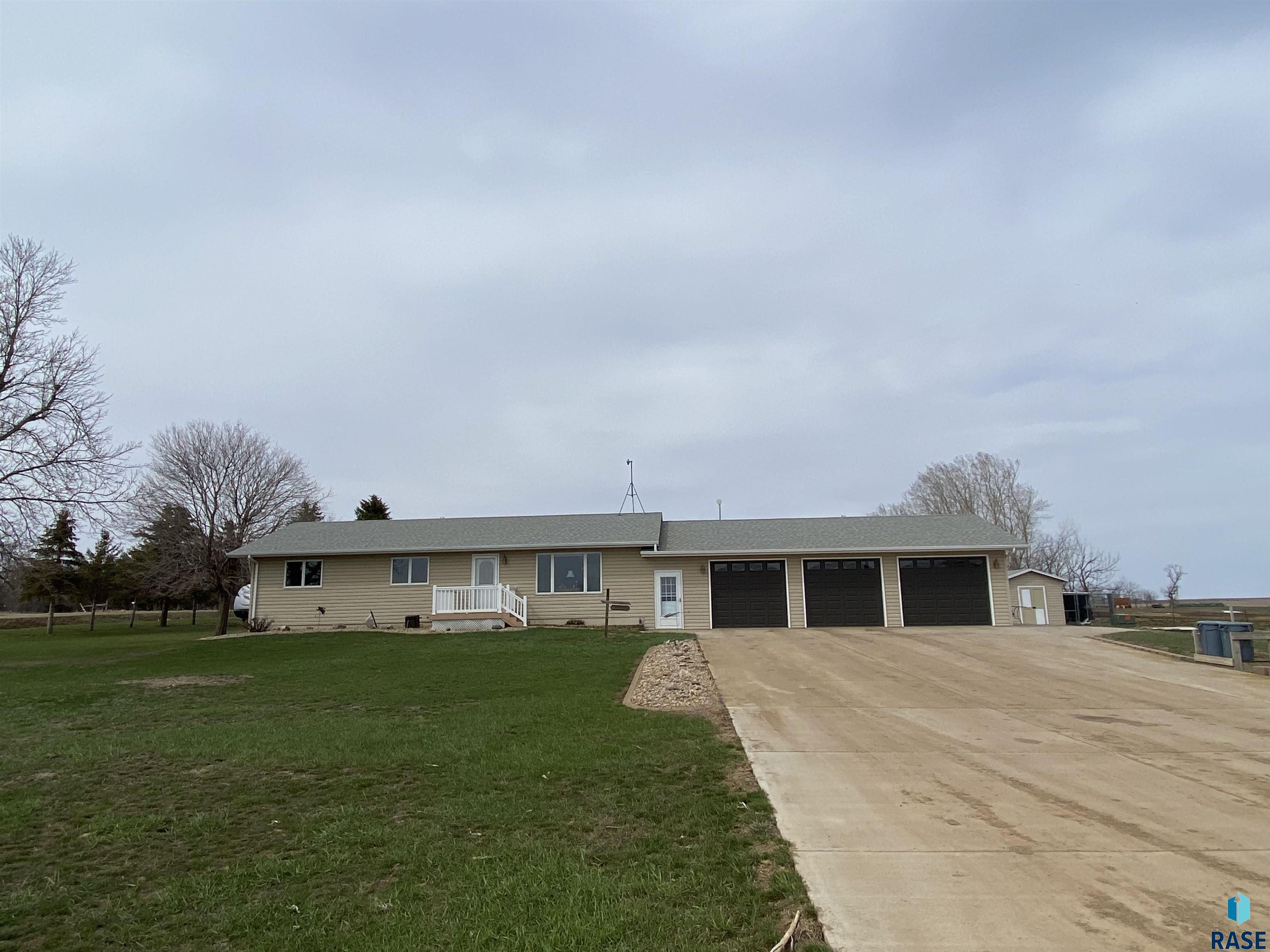 45804 234th Street, Wentworth, SD 57042