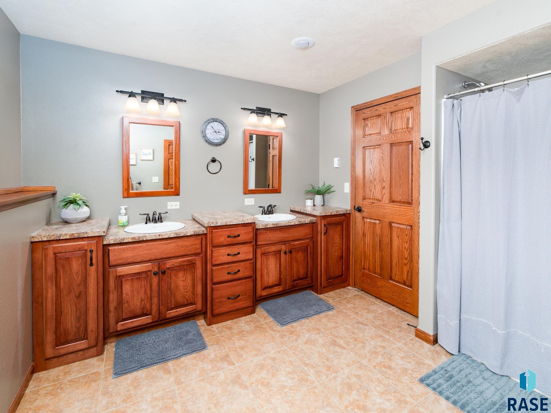 110 Prairie Cir