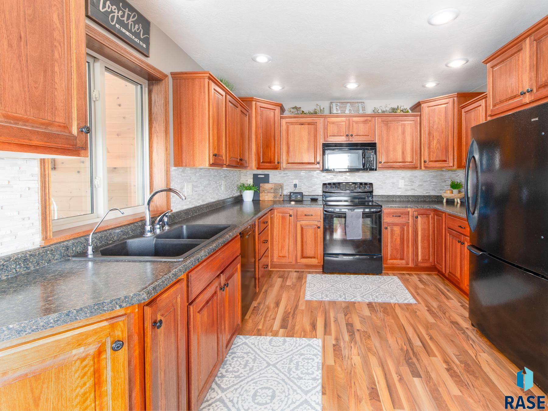 110 Prairie Cir