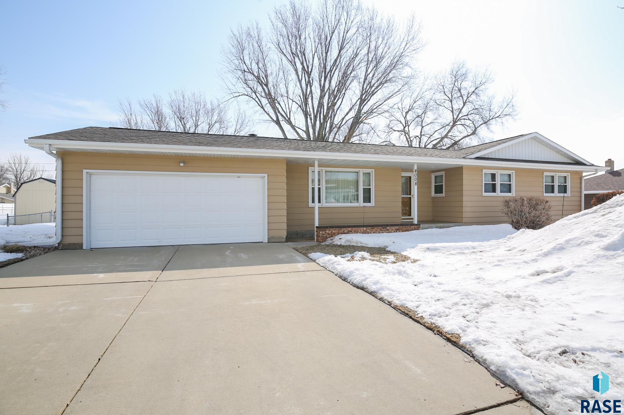 4008 S Marion Road, Sioux Falls, SD 57106