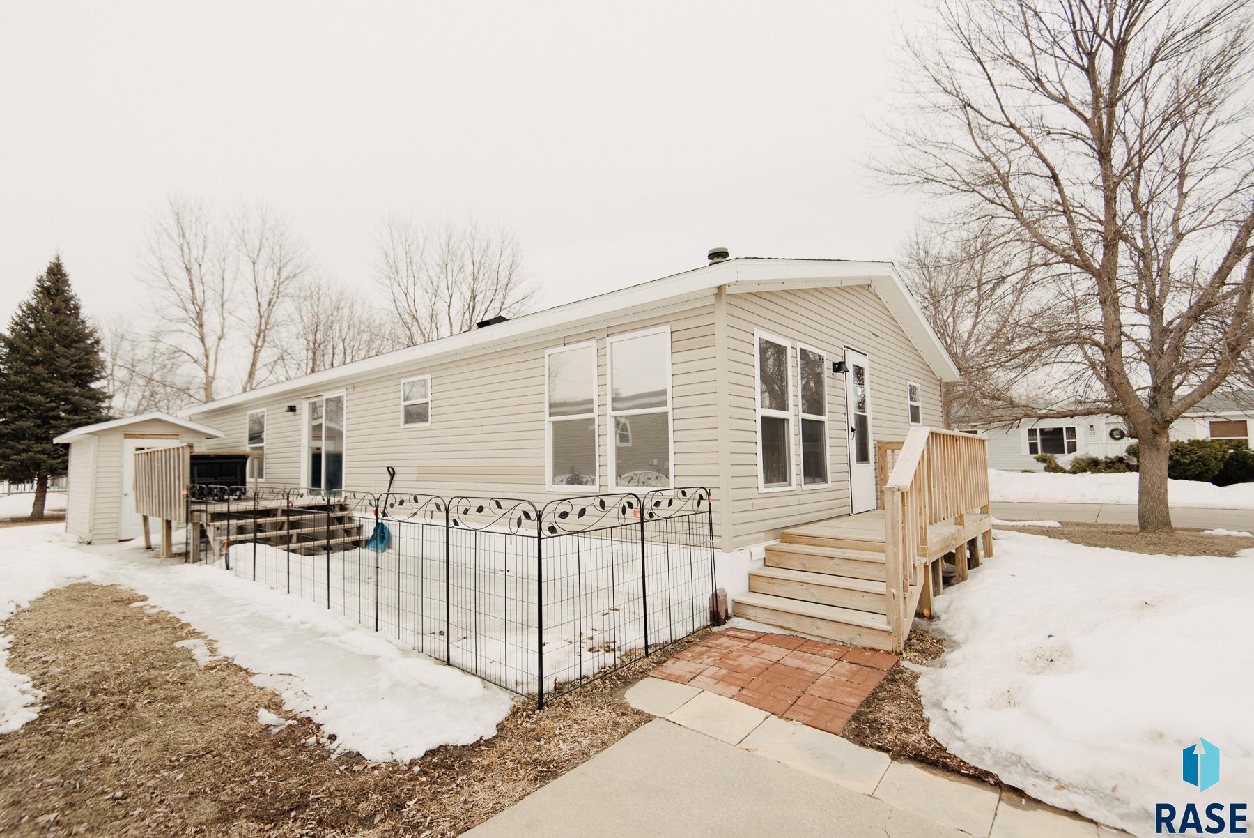 5604 W Dante Pl