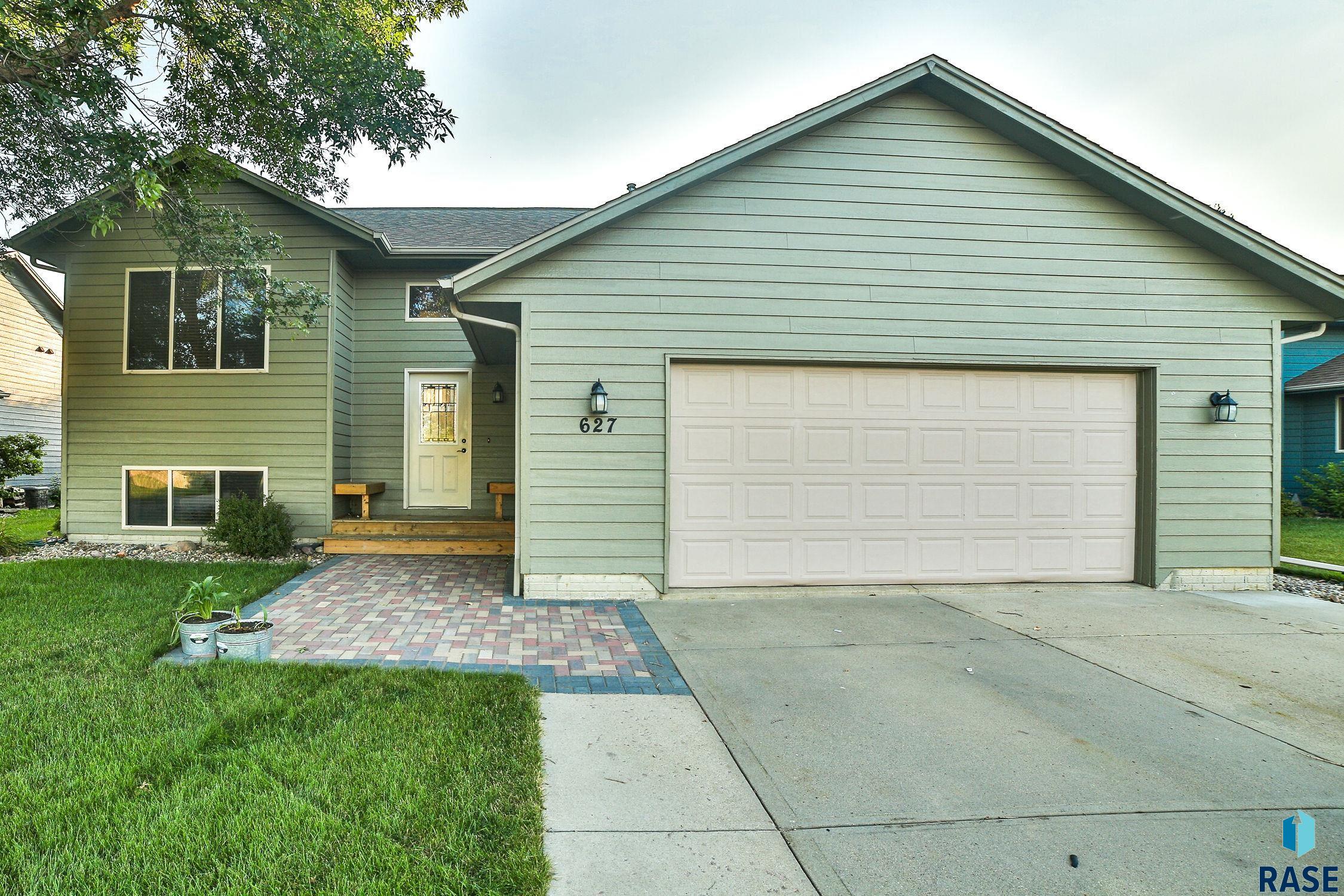 627 N Shawnee Avenue Sioux Falls SD 57103