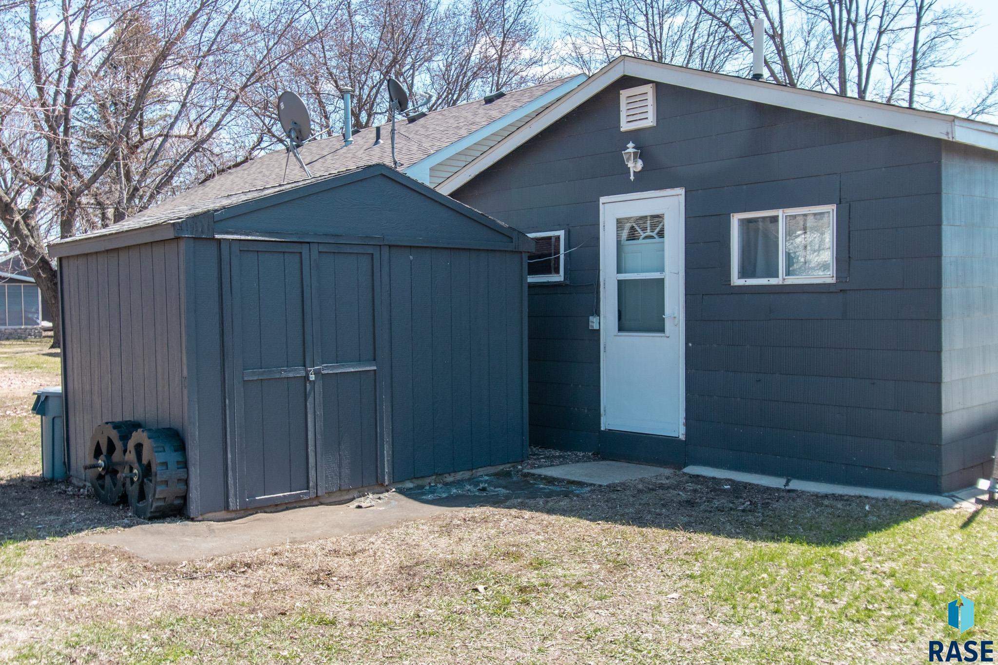 6137 Dakota Ave