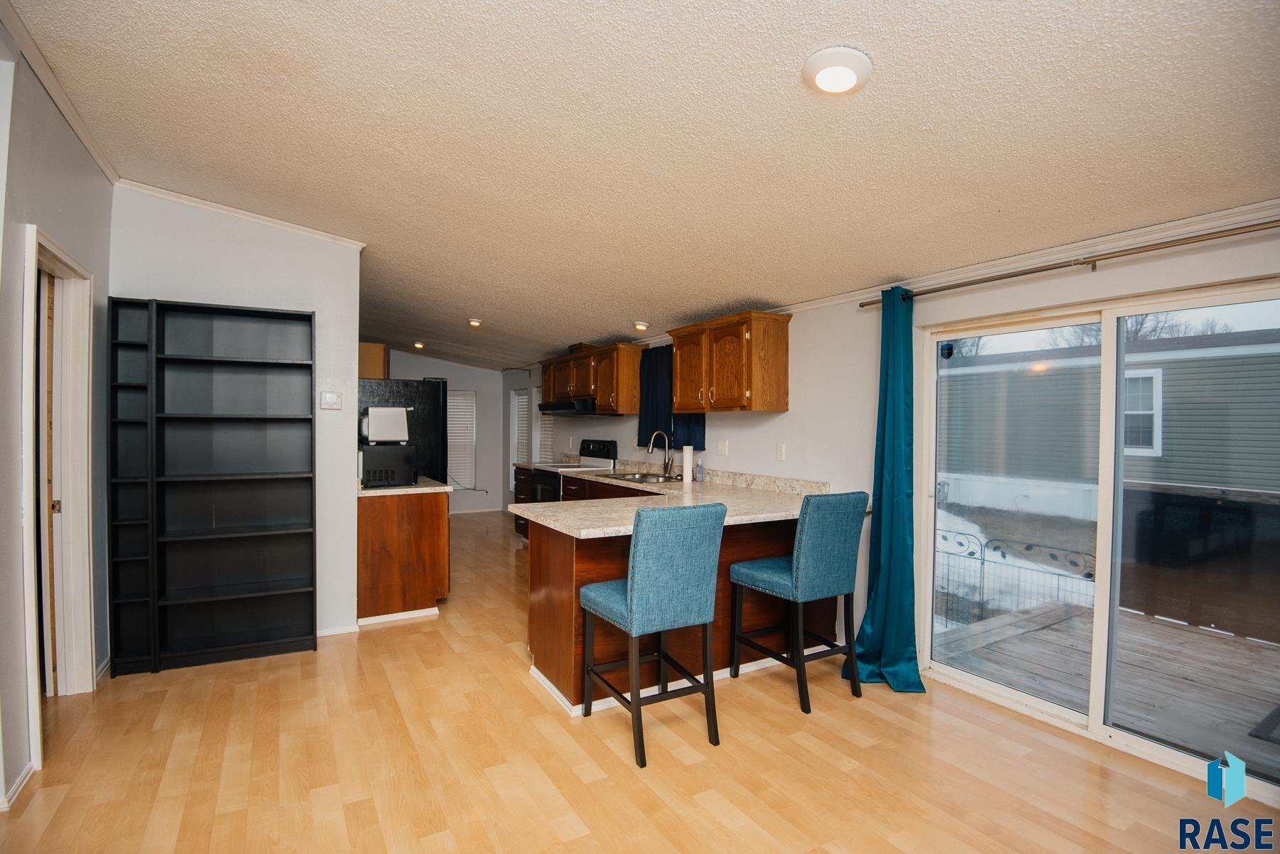 5604 W Dante Pl