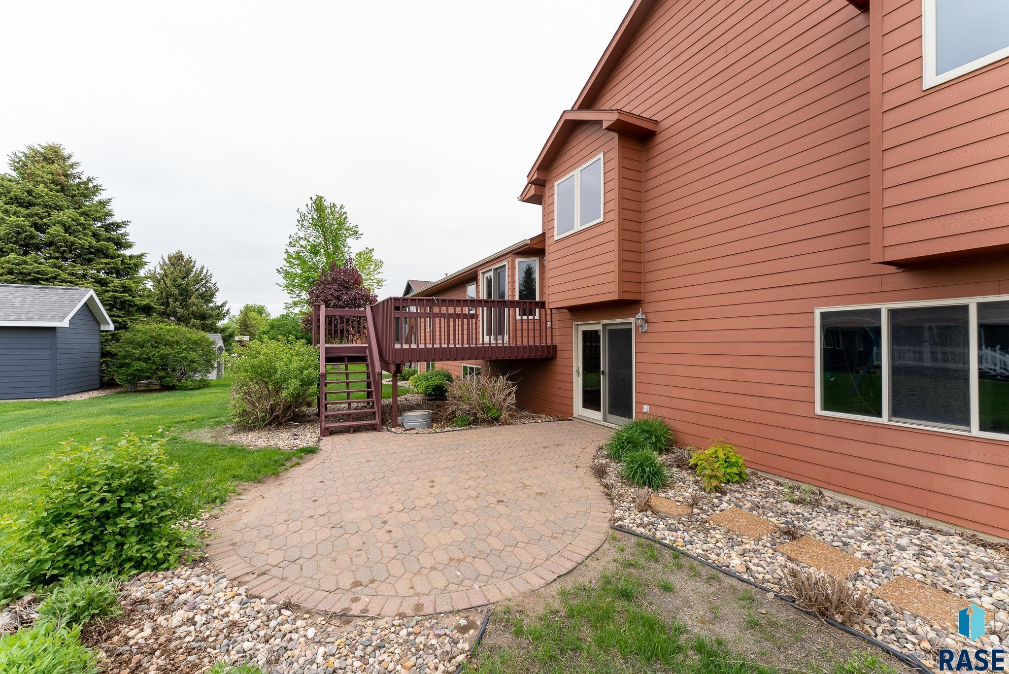 3201 S Bluegrass Ct