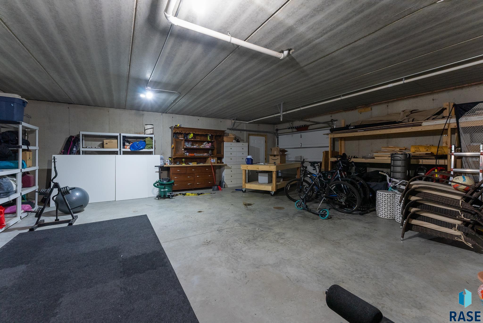 7301 S Burleigh Cir