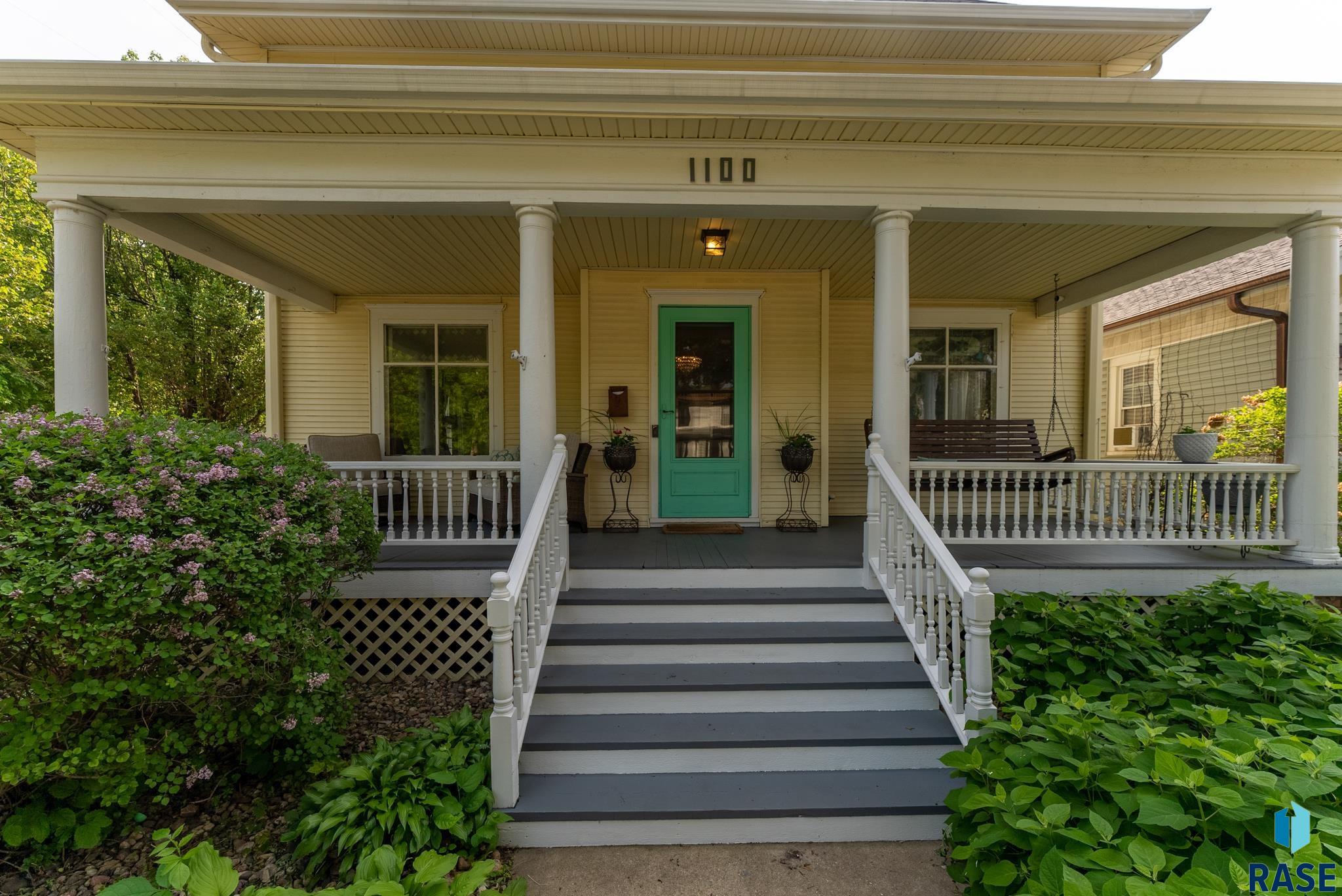 1100 S Main Ave