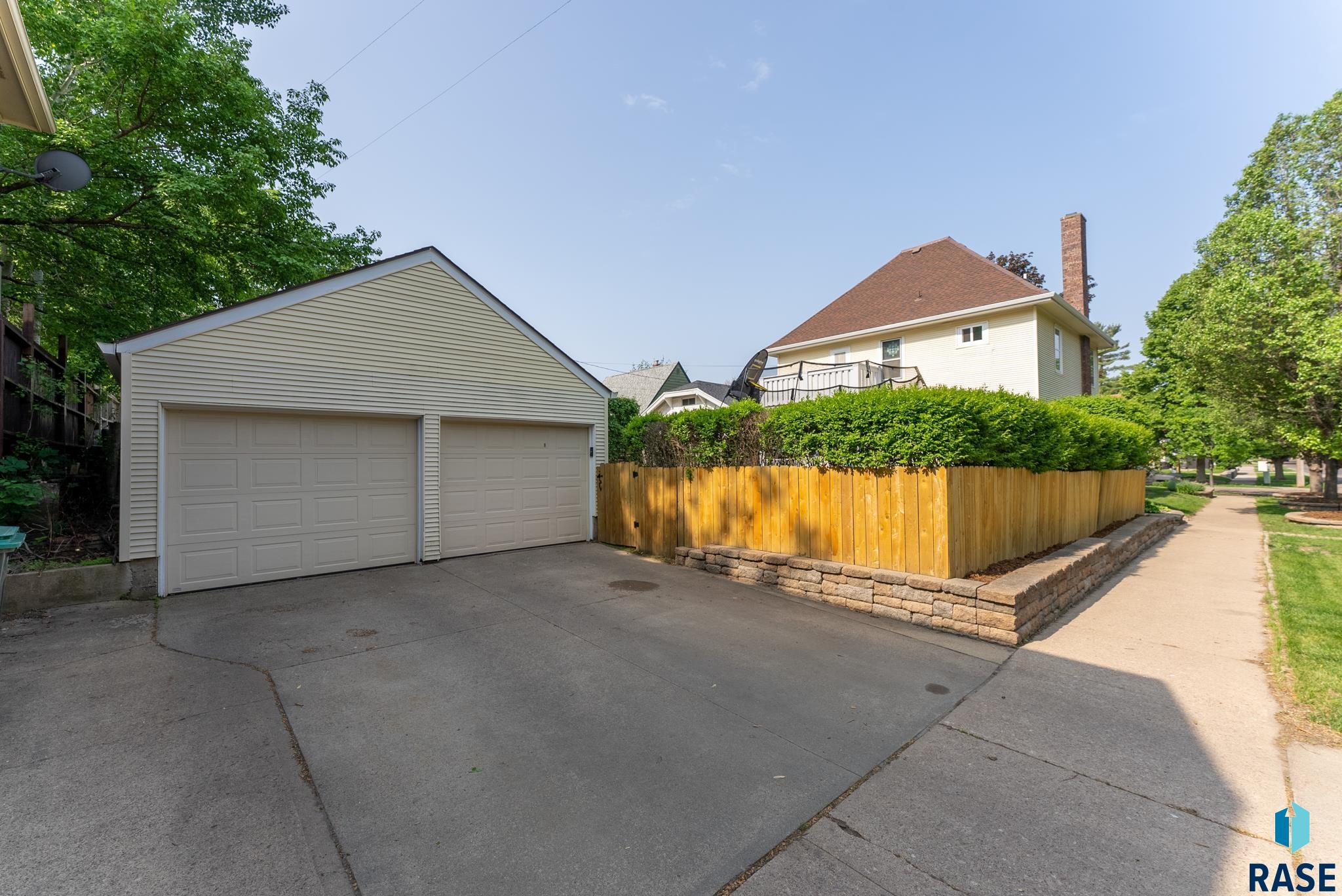 1100 S Main Ave