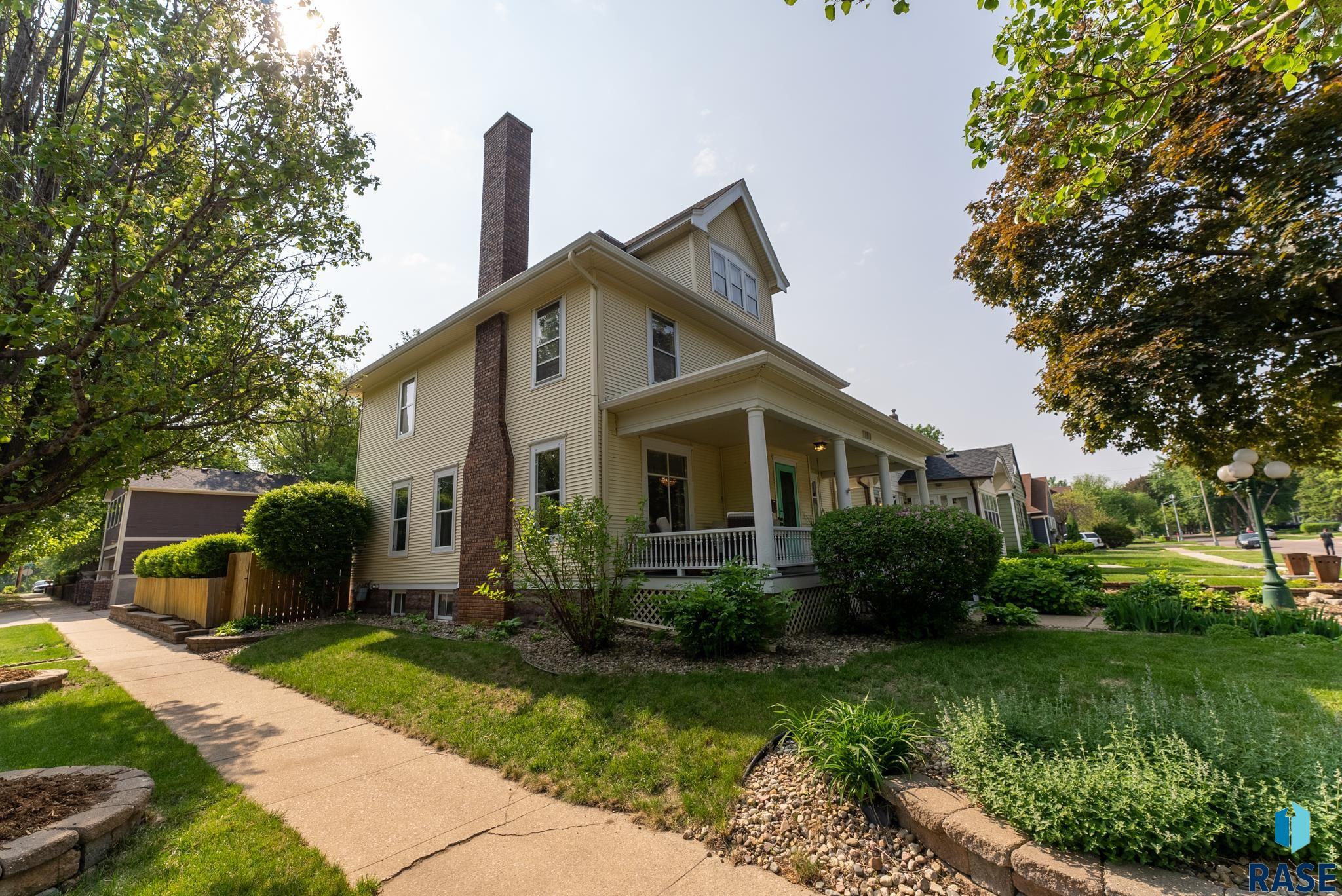 1100 S Main Ave