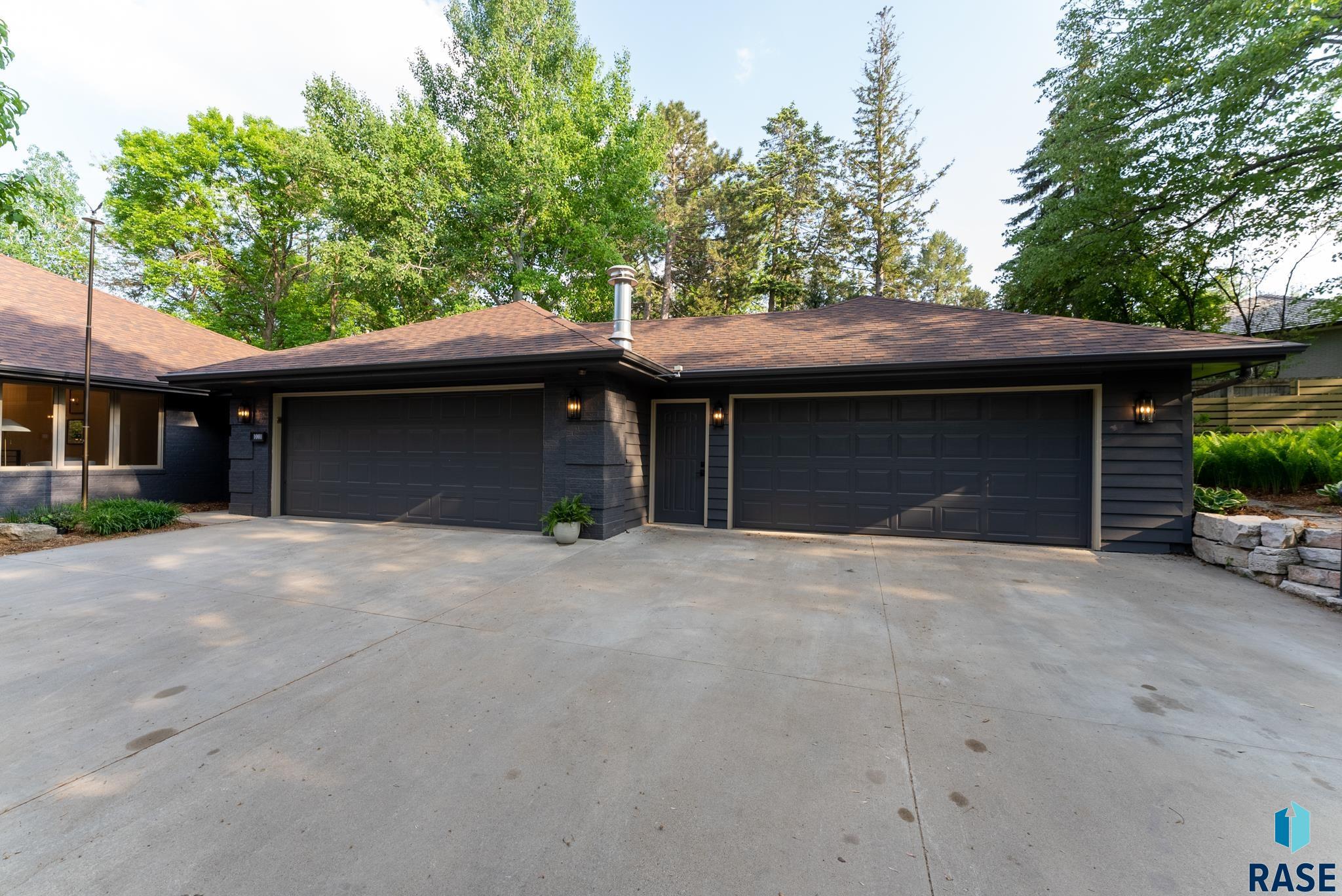 1001 S Garfield Dr