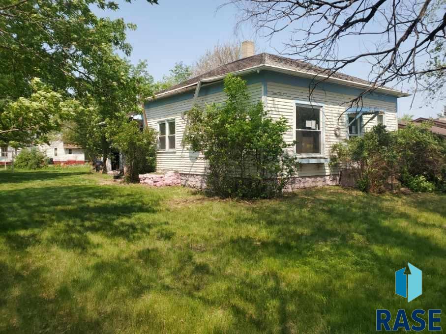 511 N Main Ave
