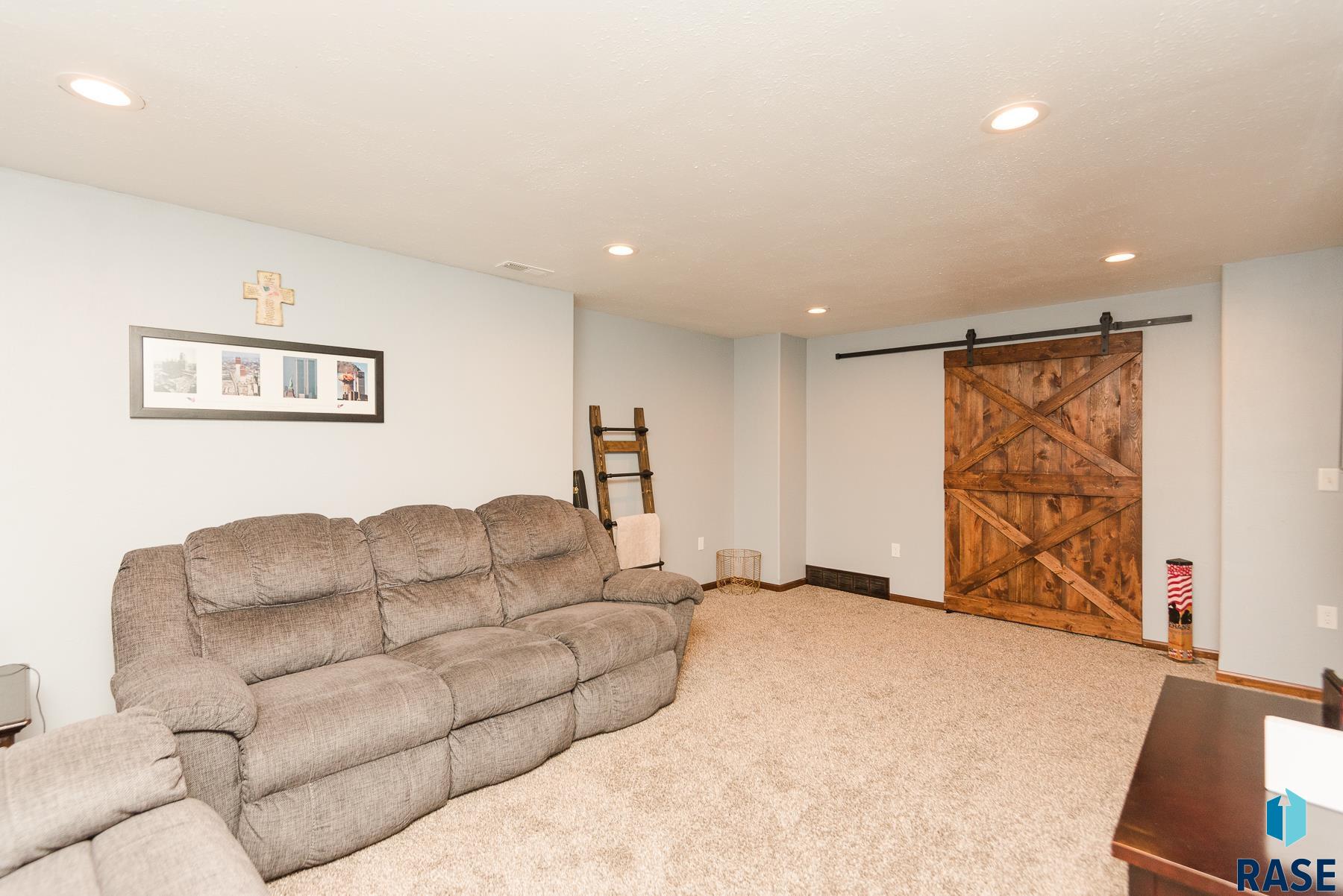 418 Quinn Ave