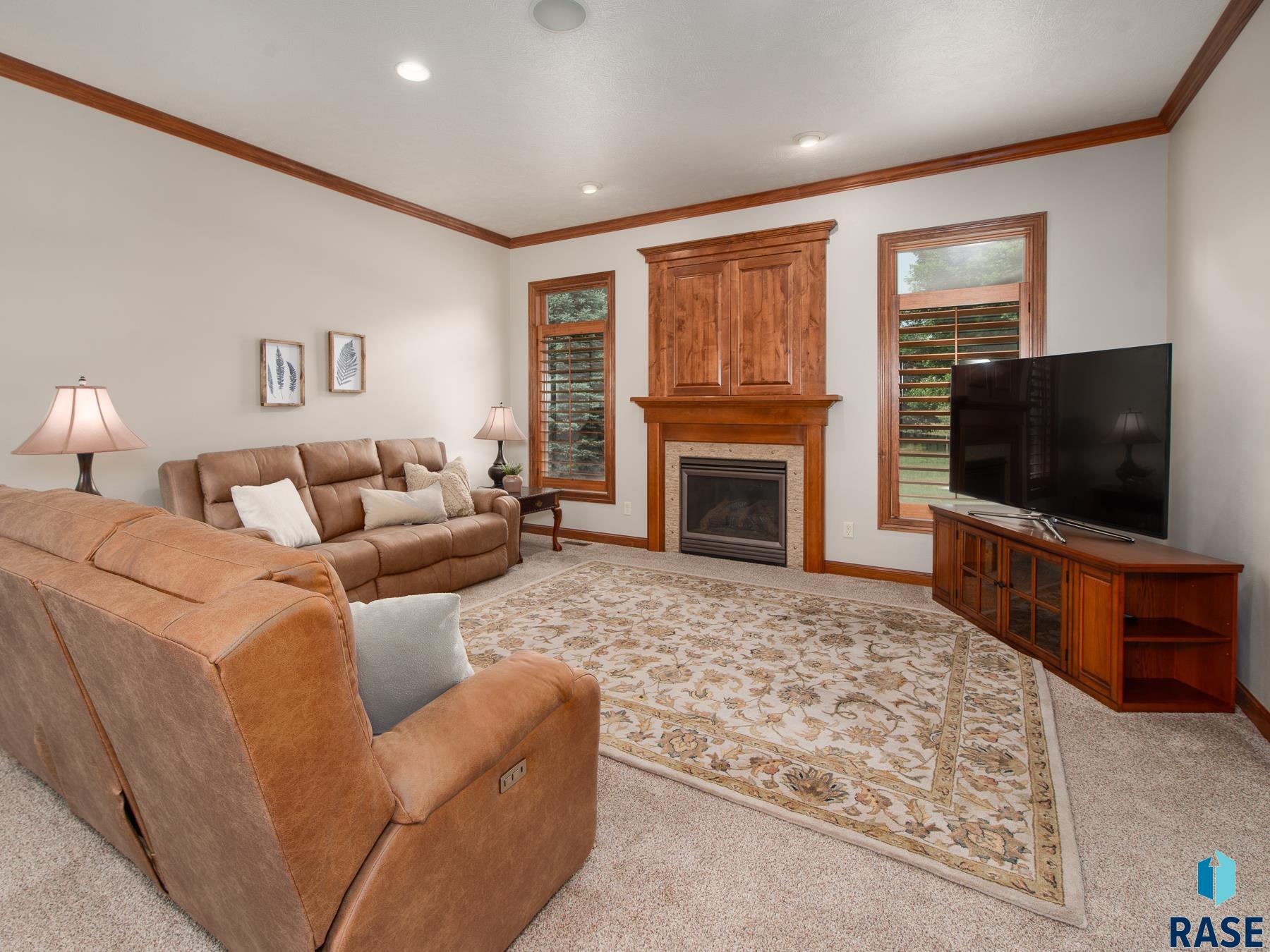 1408 W LaQuinta St