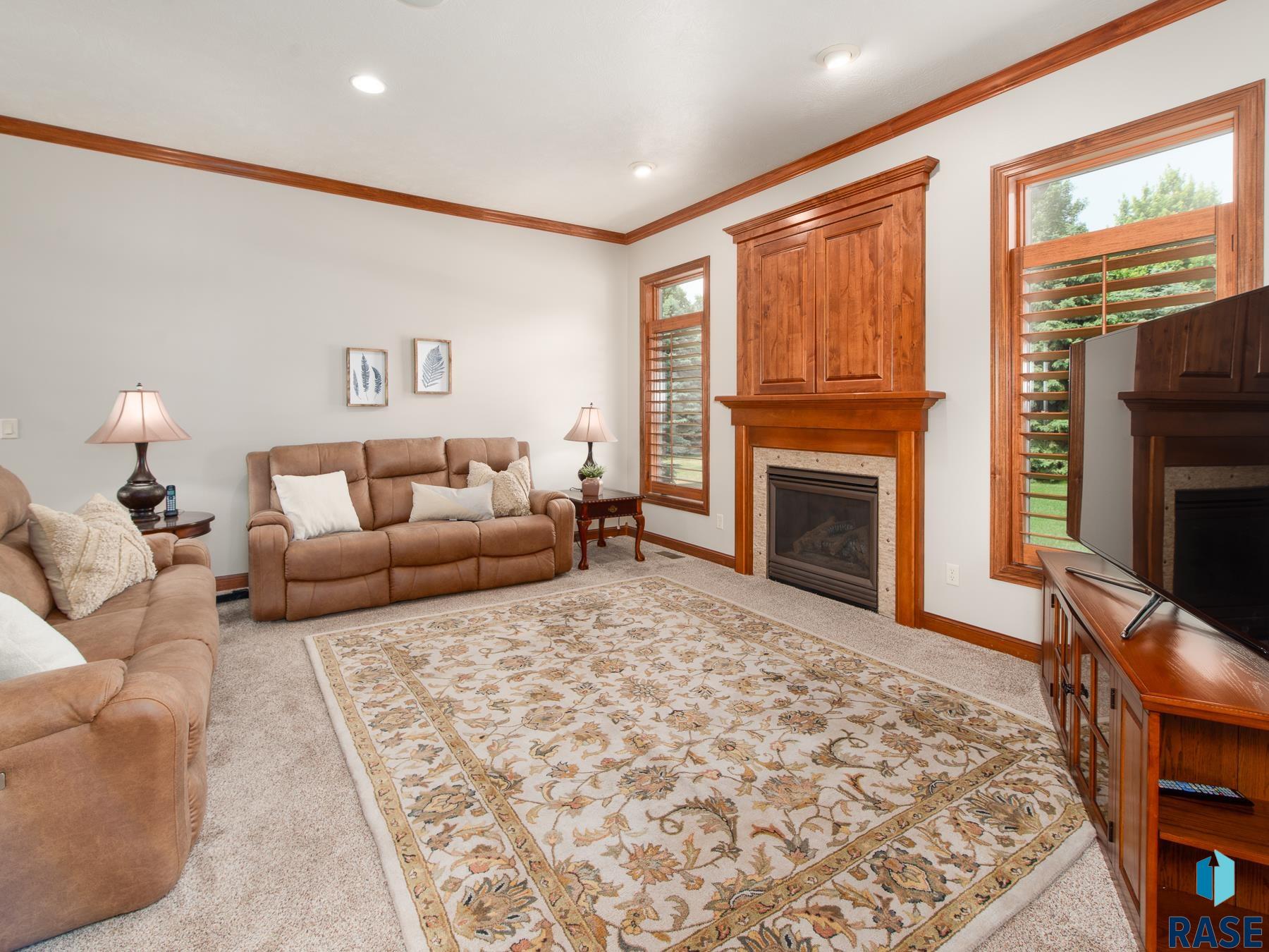 1408 W LaQuinta St