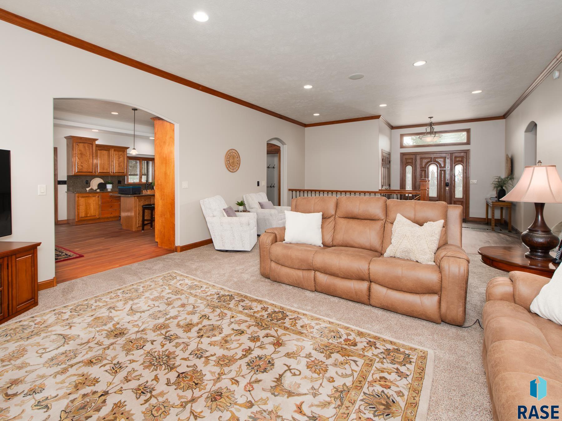 1408 W LaQuinta St