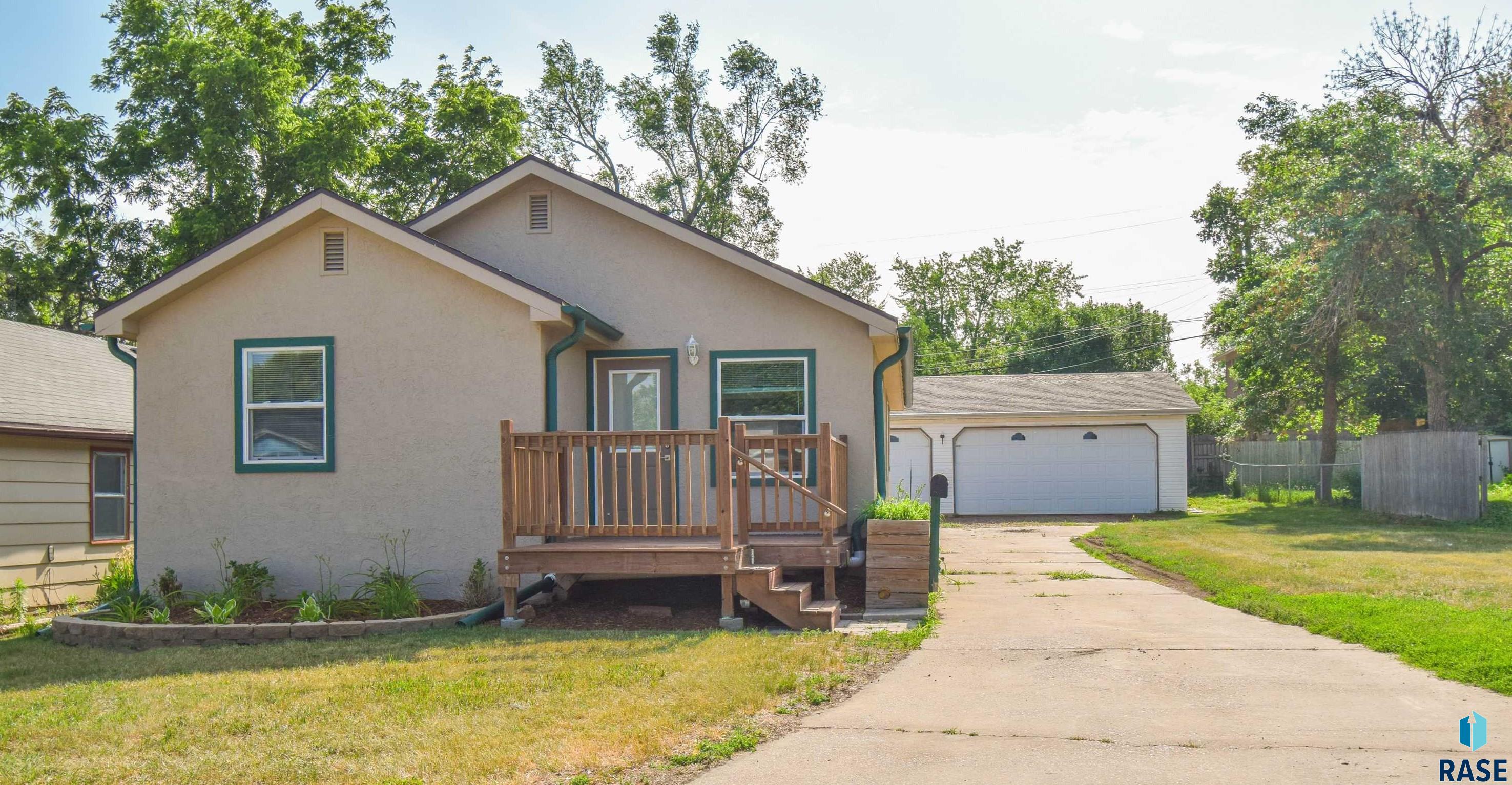 316 S Omaha Ave